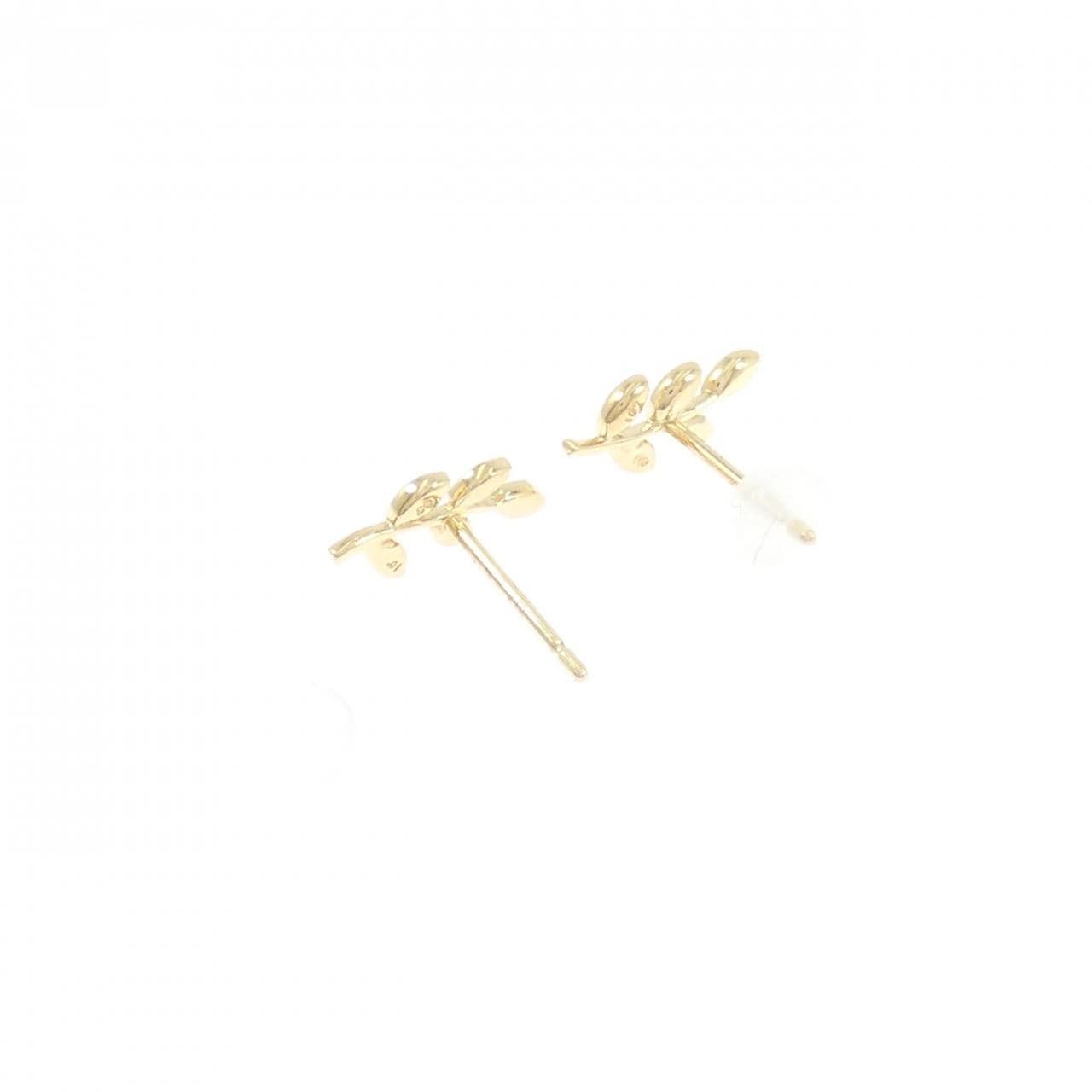 オレフィーチェ ダイヤモンド ピアス 0.02CT