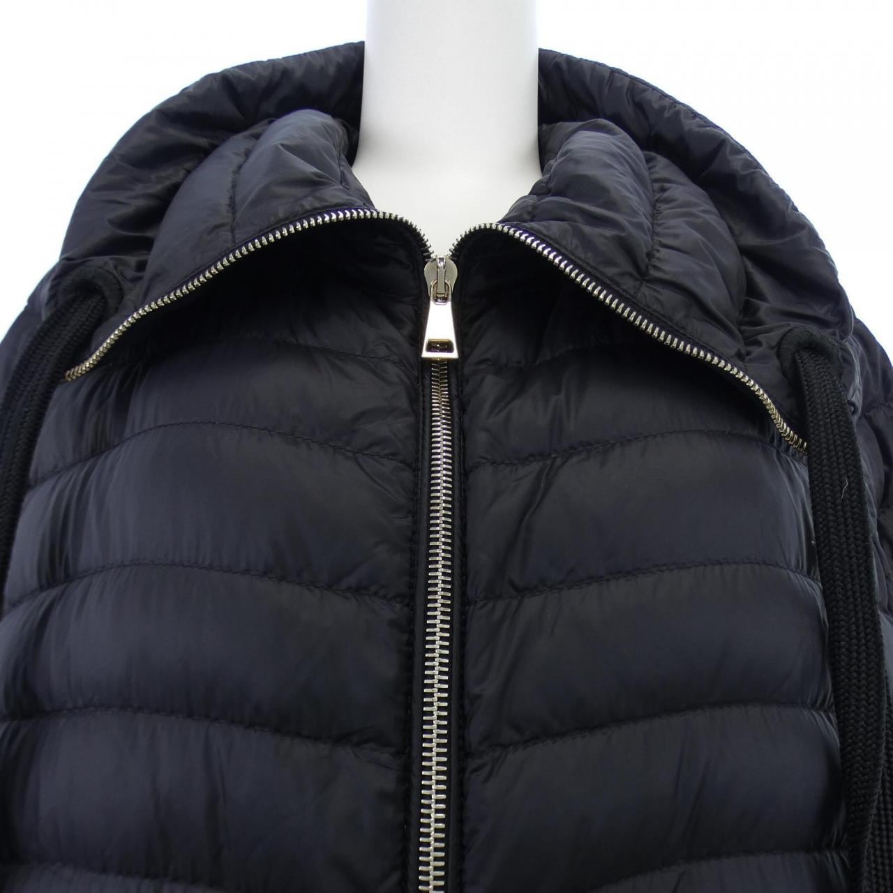 モンクレール MONCLER ダウンコート