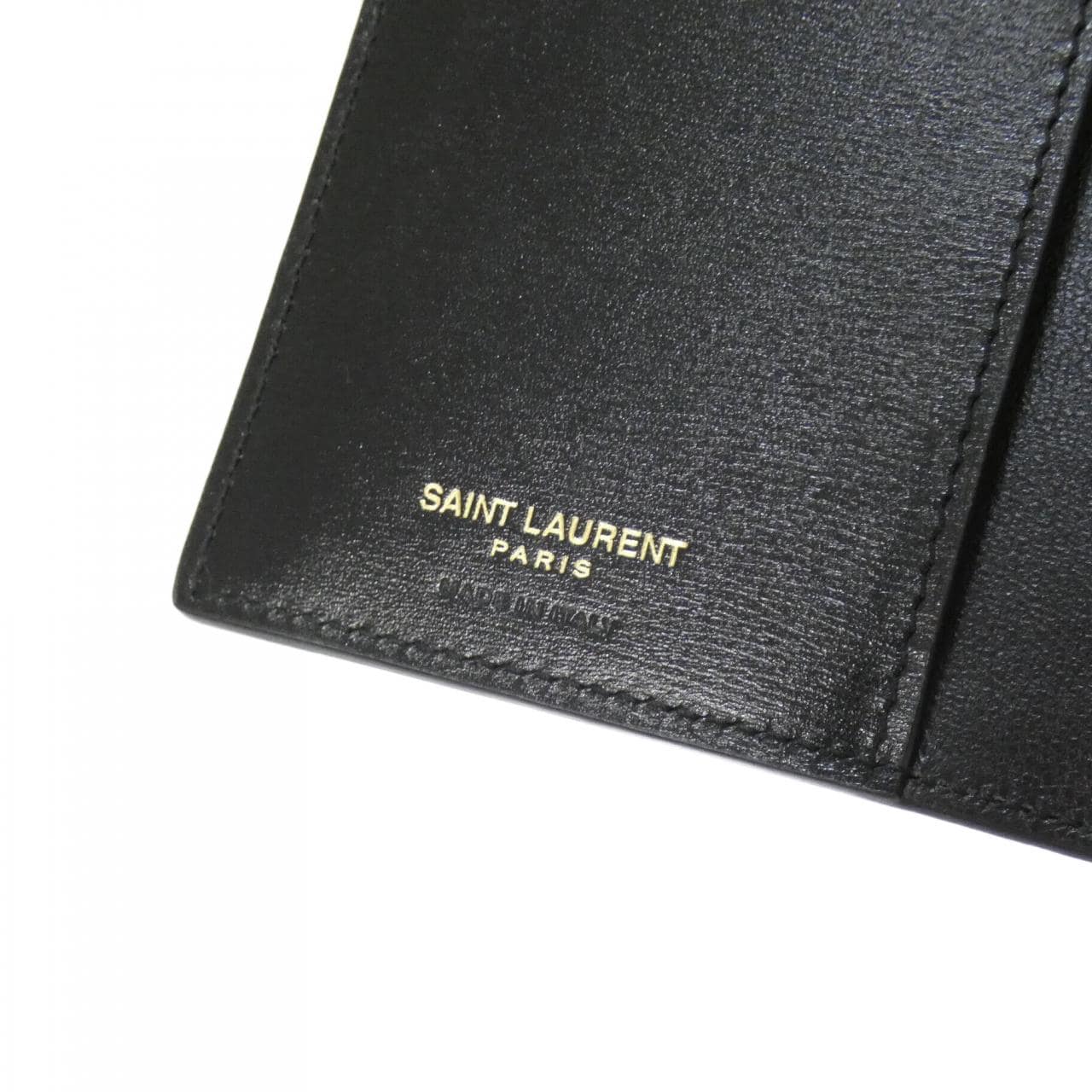 [BRAND NEW] SAINT LAURENT 607659 02G0W Passport Case