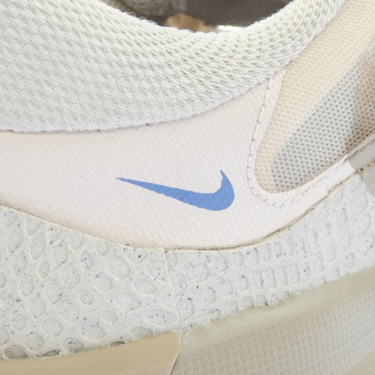 ナイキ NIKE DV7903-101 スニーカー