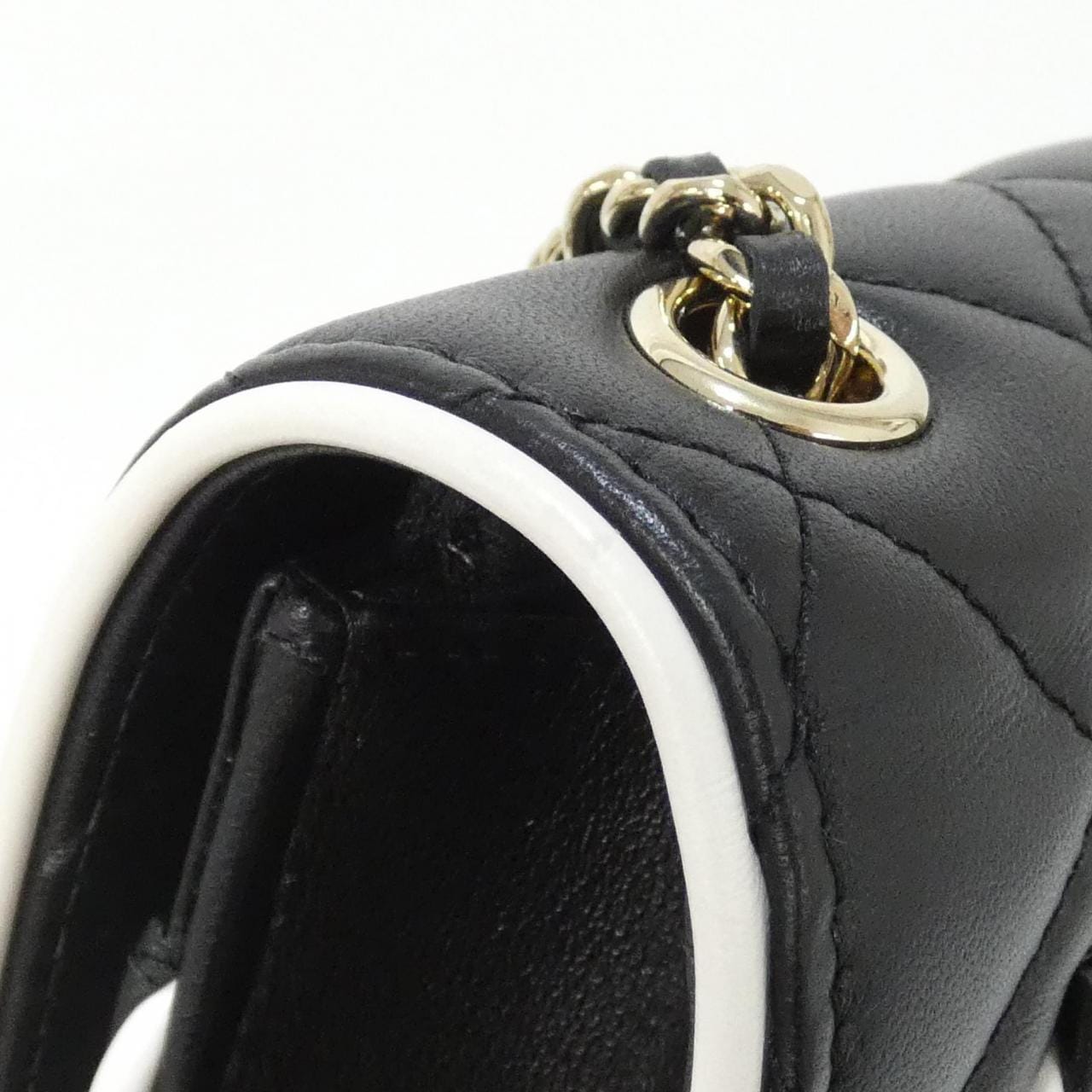 シャネル AS4511 チェーンウォレット