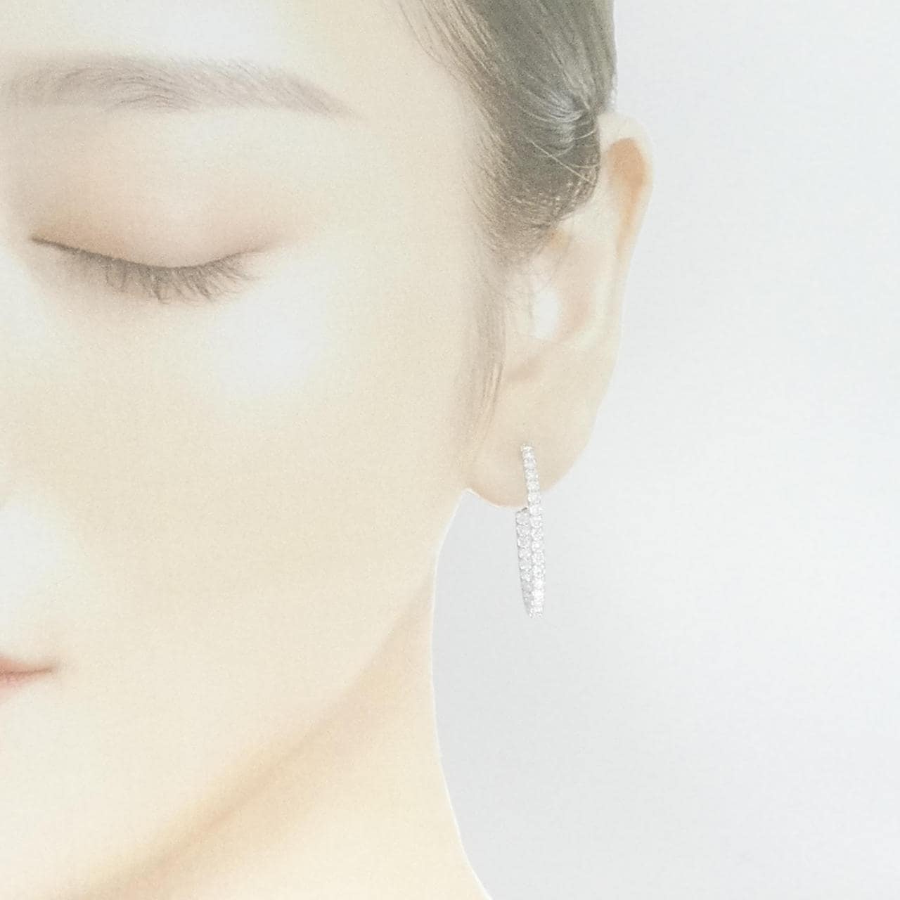 【新品】PT ダイヤモンド ピアス 1.607CT