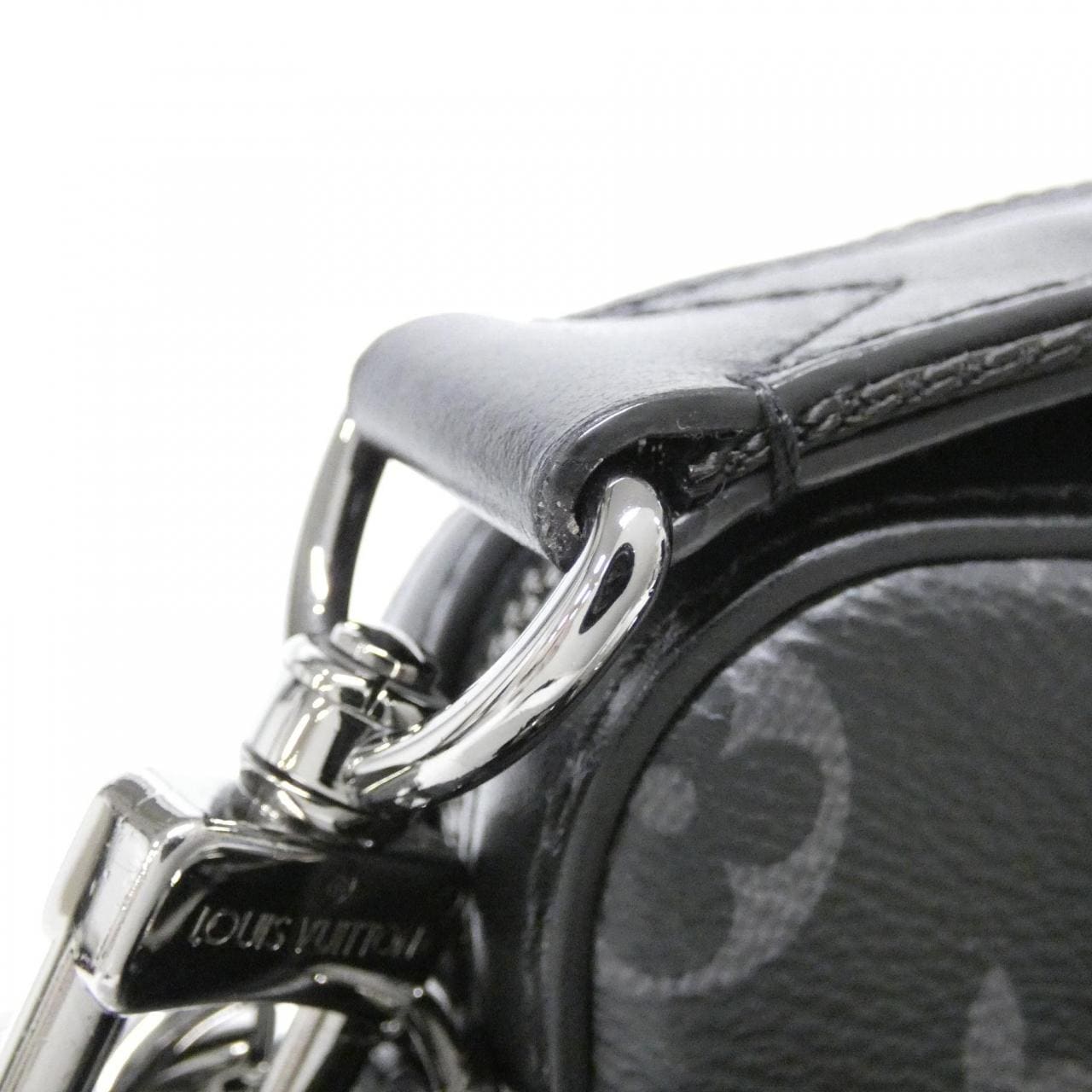 ルイヴィトン モノグラム エクリプス リバース トリオ メッセンジャー M69443 ショルダーバッグ