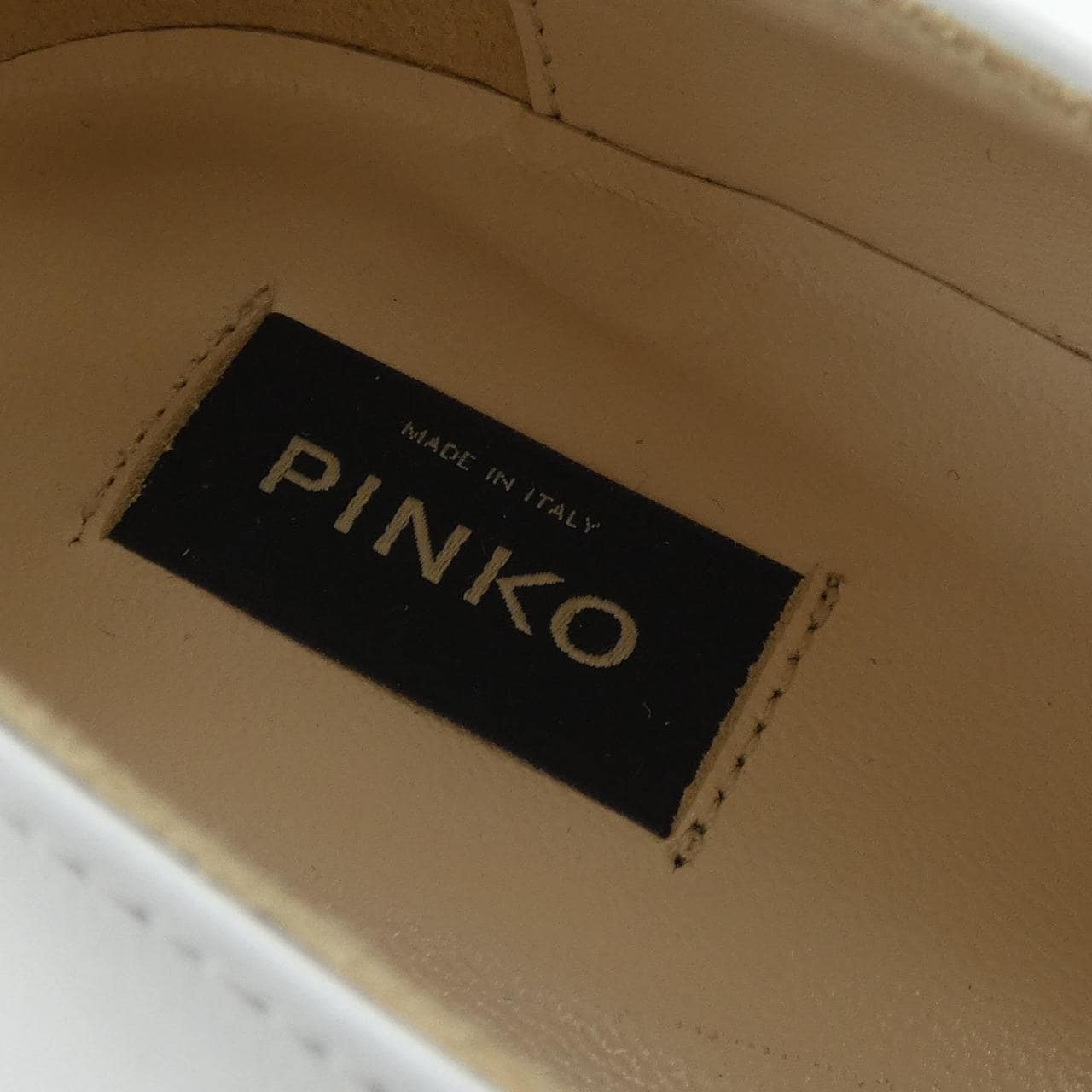 ピンコ PINKO パンプス