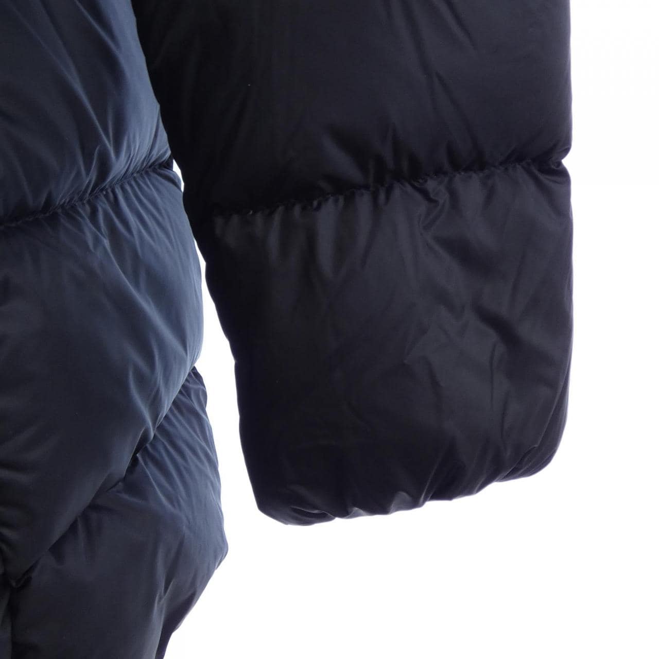 モンクレール MONCLER TORCYN ダウンジャケット