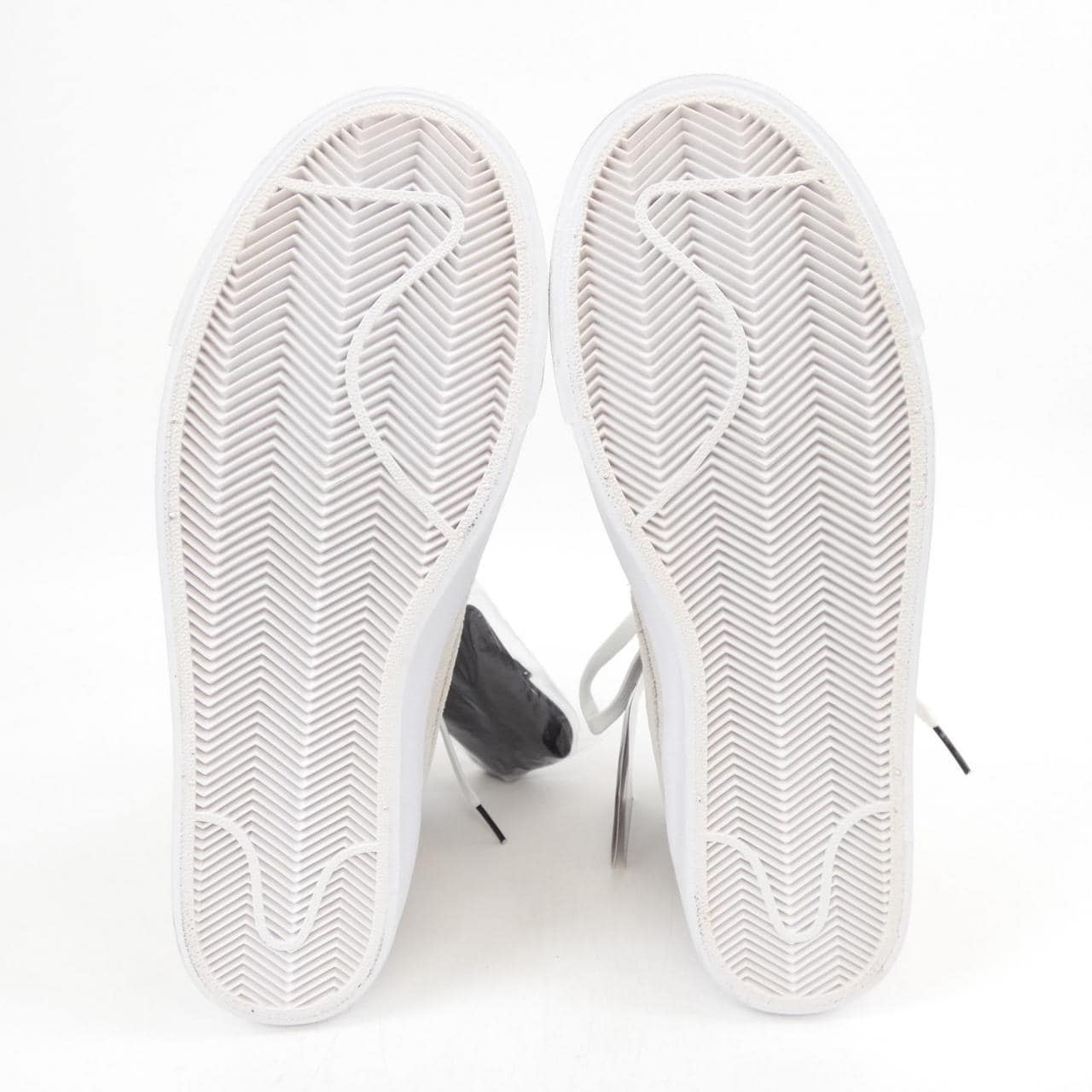 ナイキ NIKE CJ6102-100 スニーカー