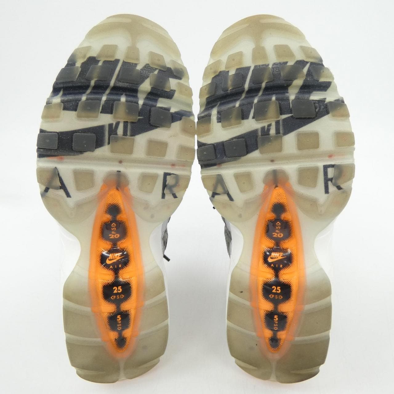 ナイキ NIKE DD1871-001 スニーカー