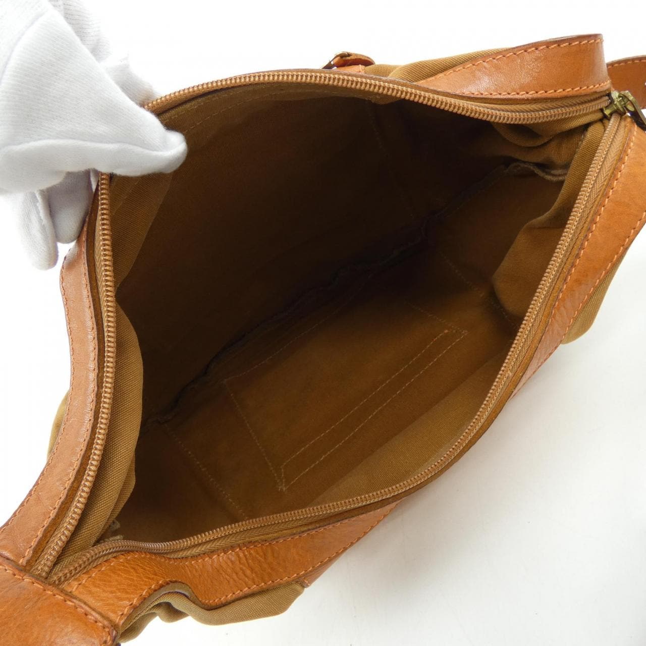 イルビゾンテ IL BISONTE BAG