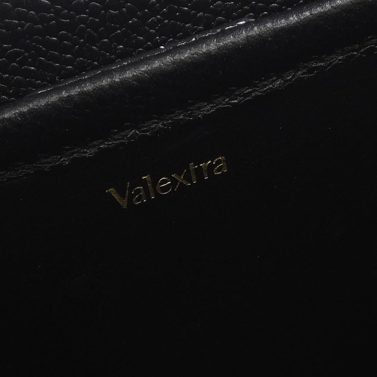 ヴァレクストラ VALEXTRA トリックトラック シェイプドハント SGSR0027028LRDTA99 BAG