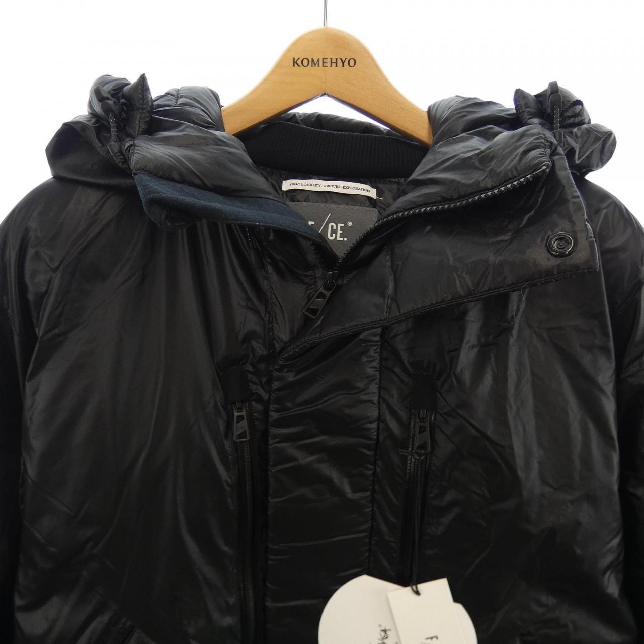 エフシーイー F/CE. NANGA ダウンジャケット