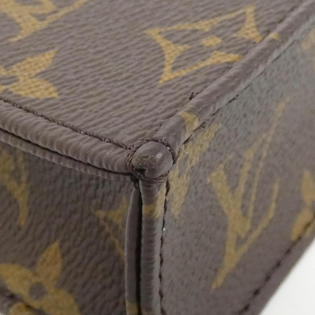LOUIS VUITTON Monogram Petite Sac Plat M81295 包