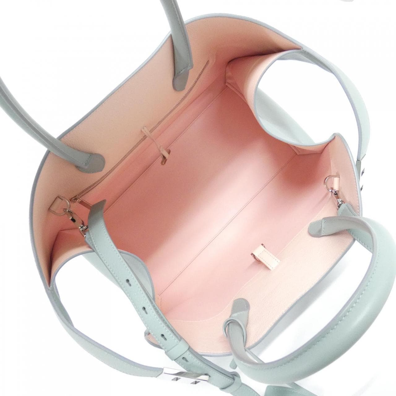 サルヴァトーレフェラガモ ハグ 21 5921 ハンドバッグ