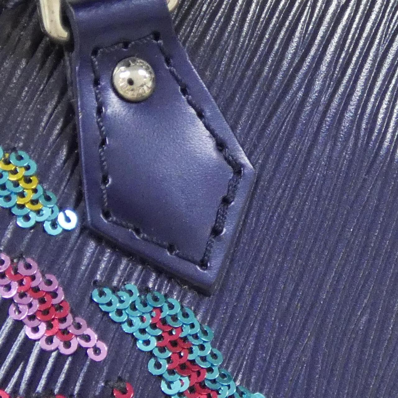 ルイヴィトン エピ ナノ アルマ M64043 バッグ