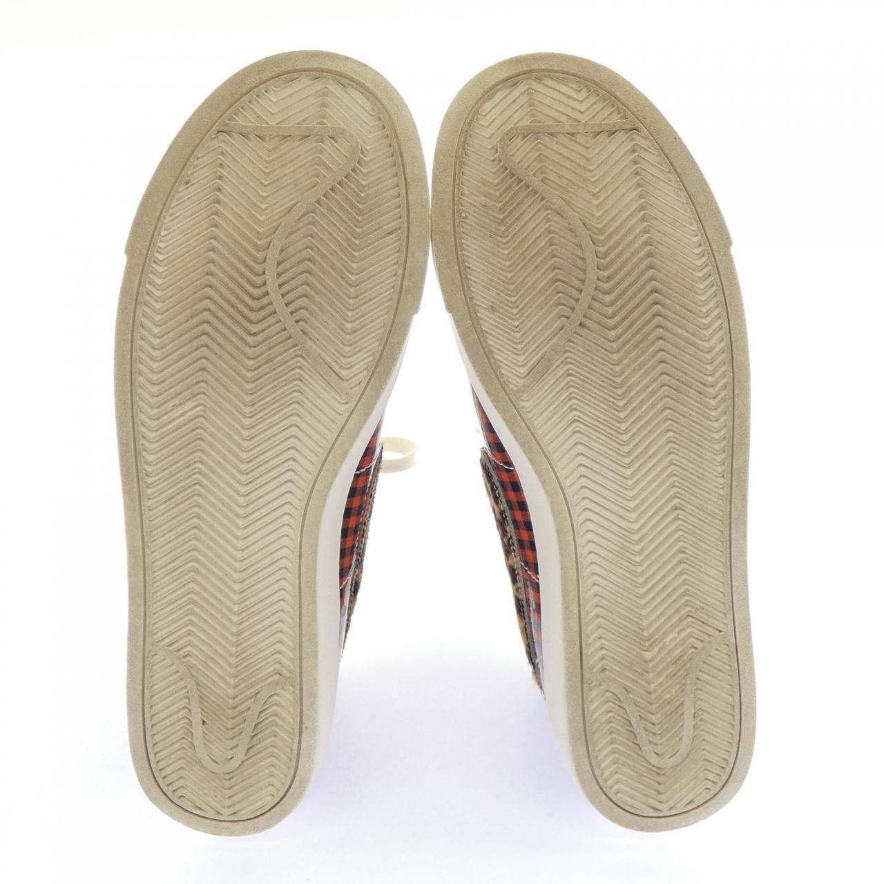 ナイキ NIKE CJ4239-981 スニーカー