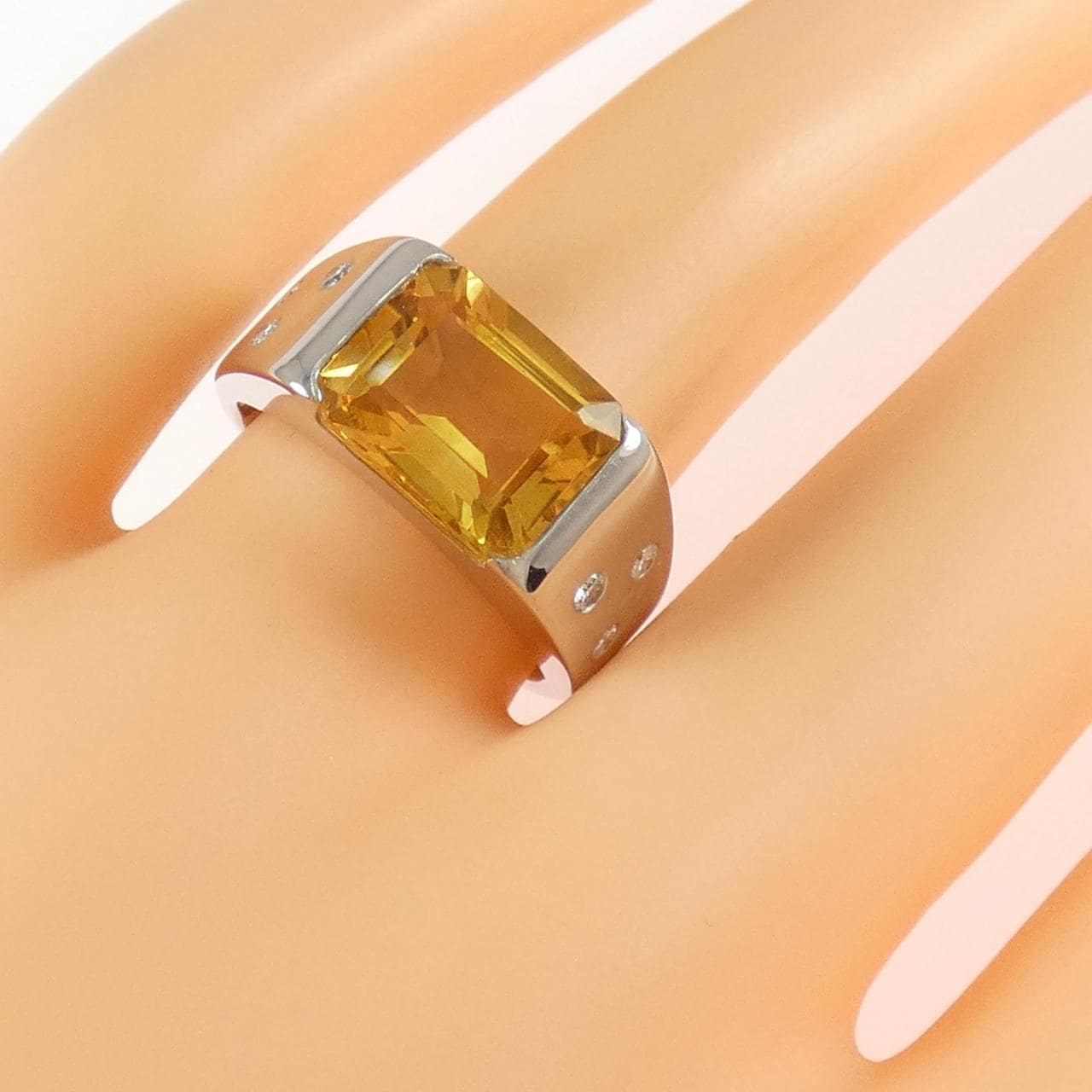 K18WG シトリン リング 3.66CT