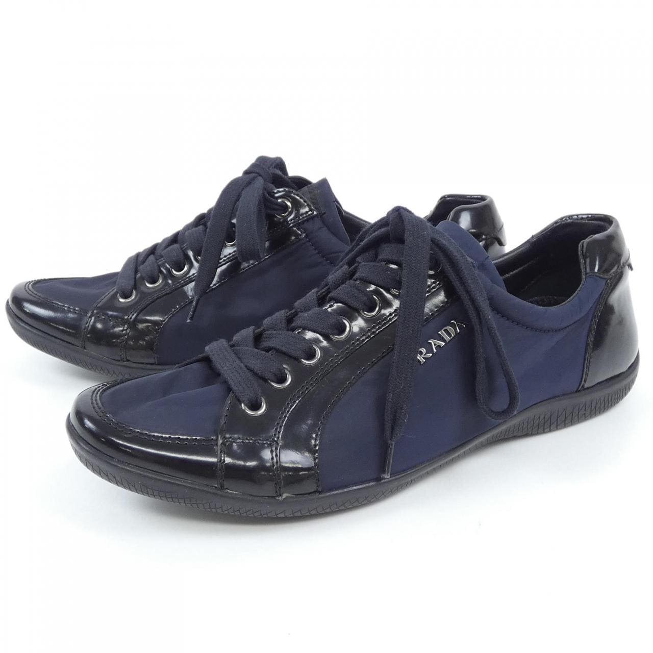 プラダ PRADA スニーカー