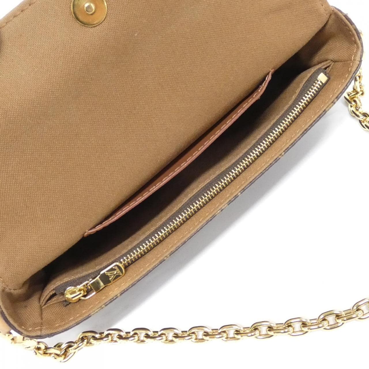 ルイヴィトン モノグラム ウォレット オン チェーン アイビー M81911 ショルダーバッグ