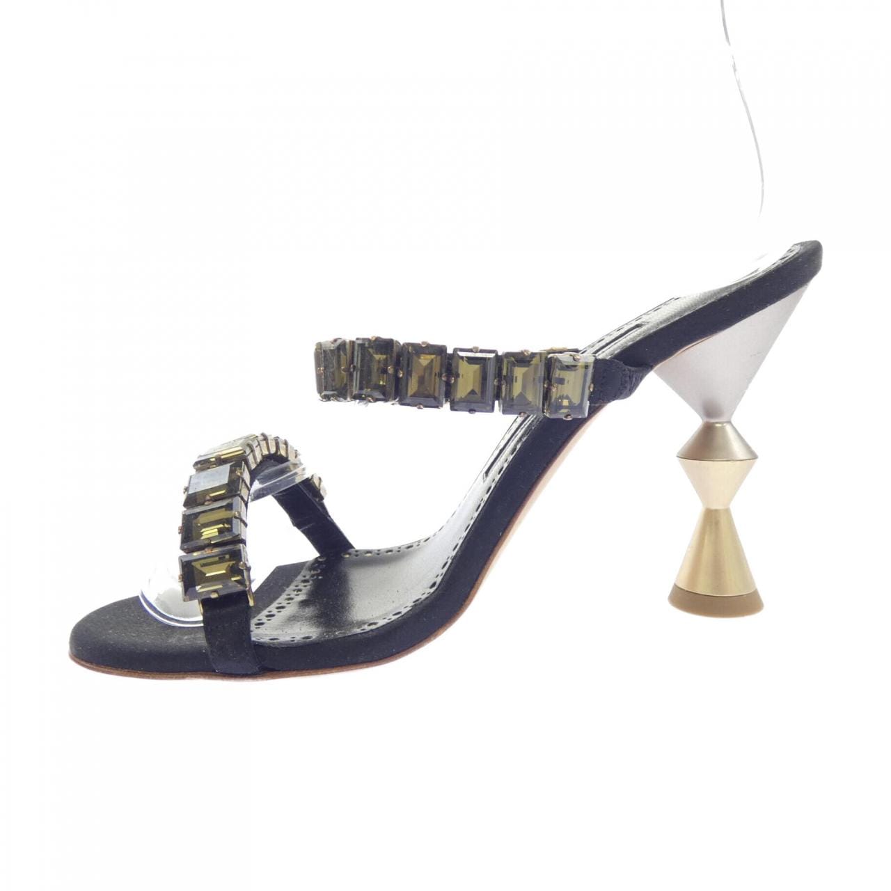 マノロブラニク MANOLO BLAHNIK サンダル
