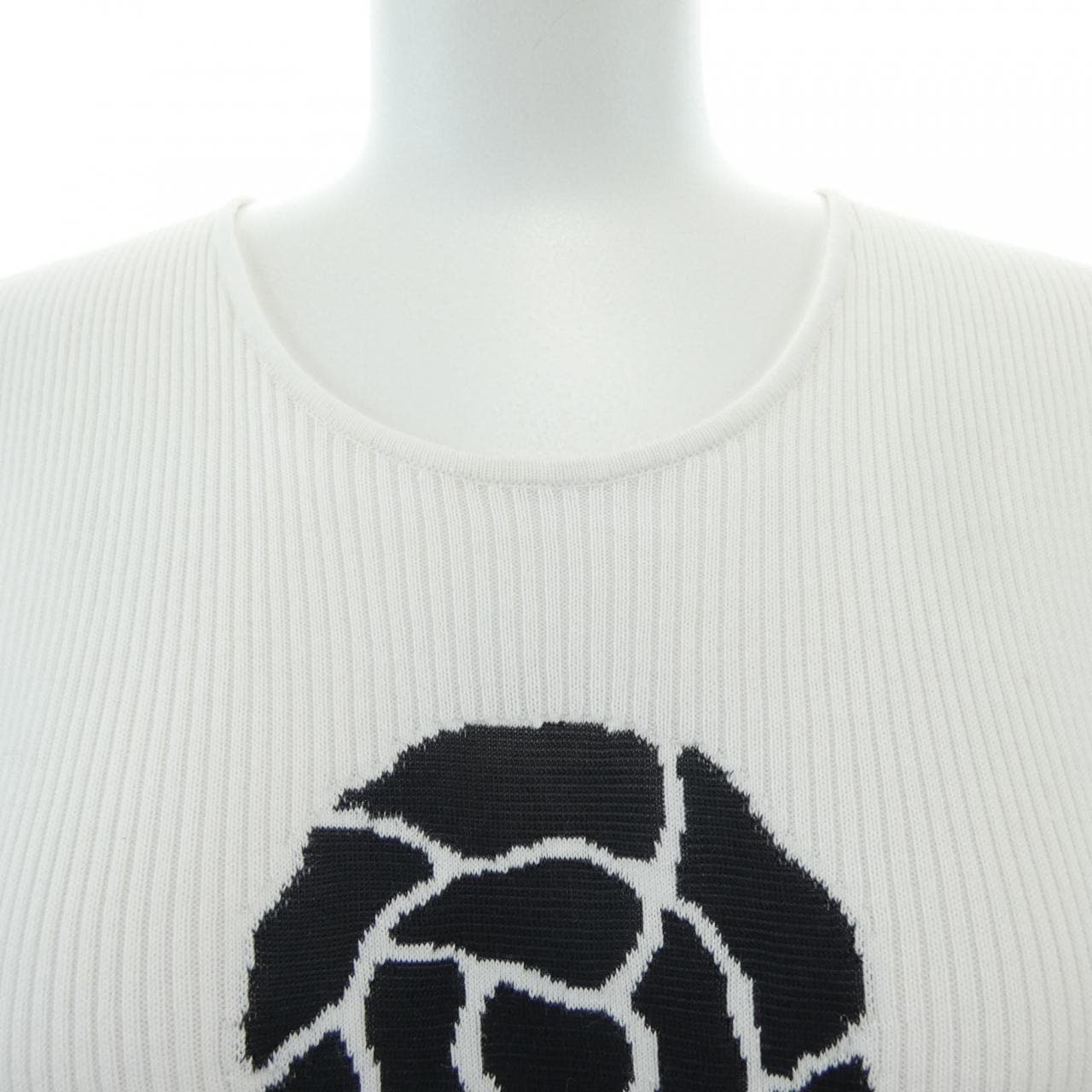 【ヴィンテージ】シャネル CHANEL P17338V00907 01P. トップス