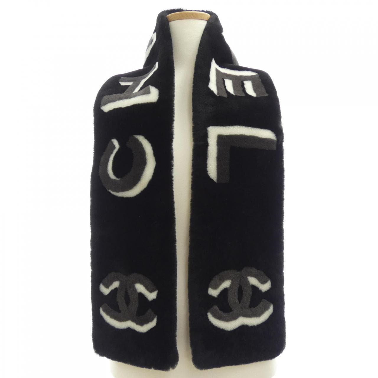 シャネル CHANEL AA7074 MUFFLER