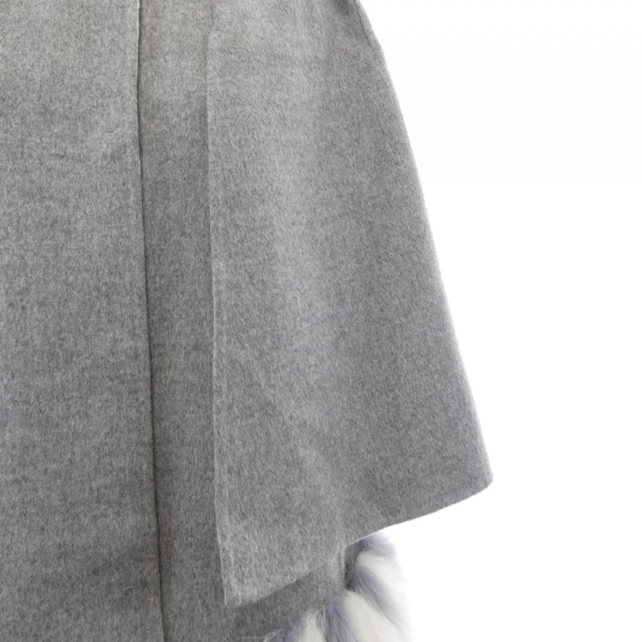 フェンディ FENDI FF8369 W1D コート