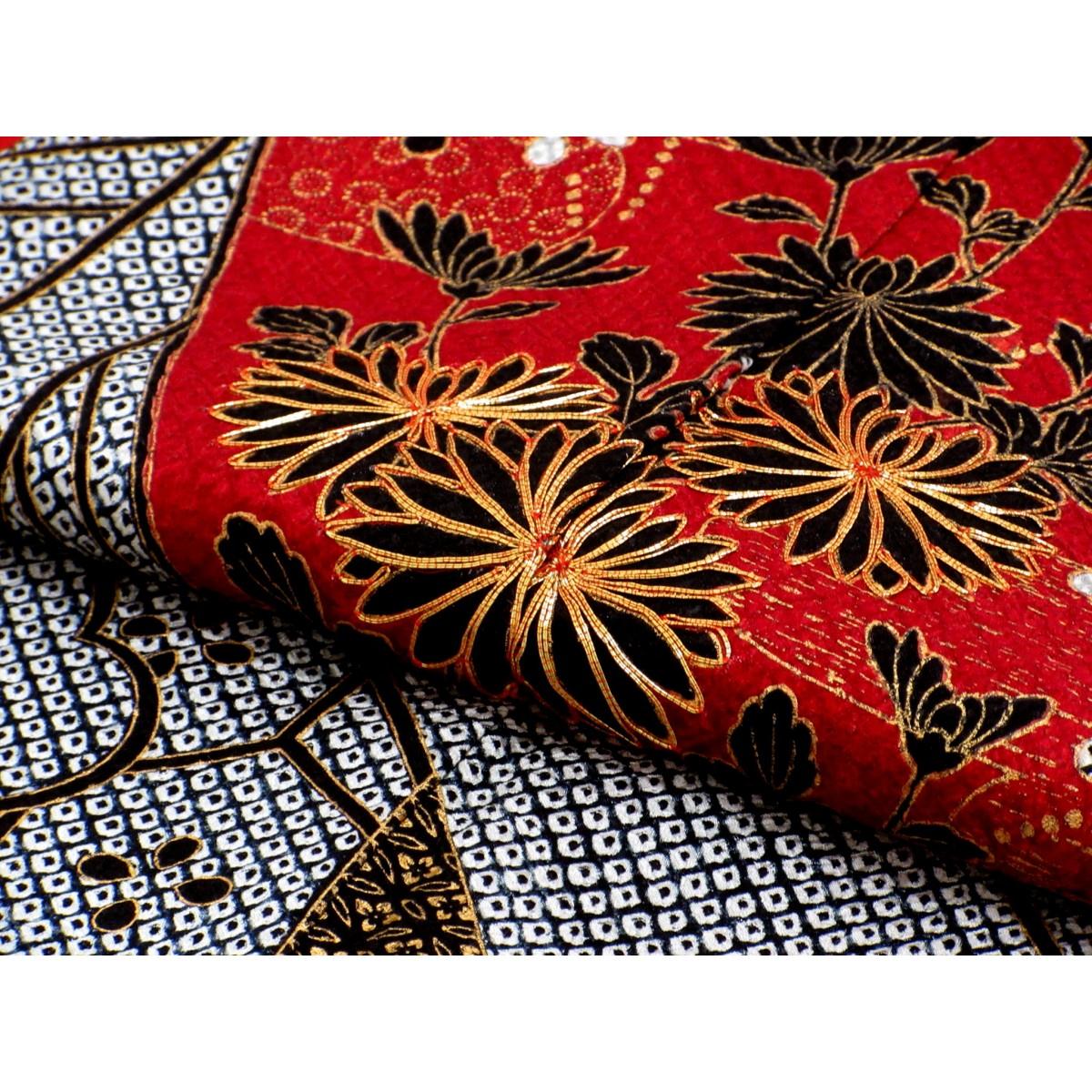 振袖　総絞り　友禅金彩加工　刺繍入り　身幅Ｌ寸