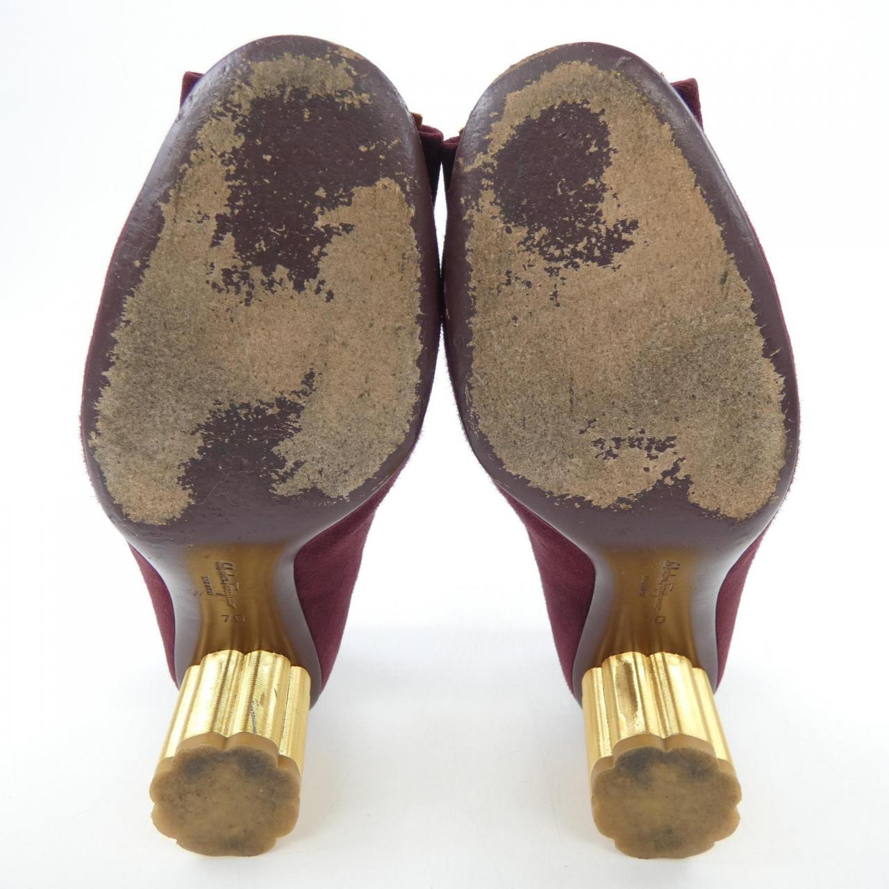 サルヴァトーレフェラガモ SALVATORE FERRAGAMO 88320 シューズ