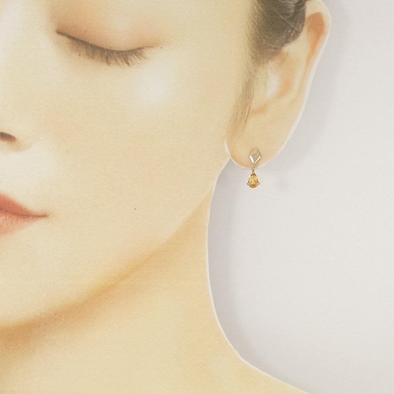 K10YG citrine earrings