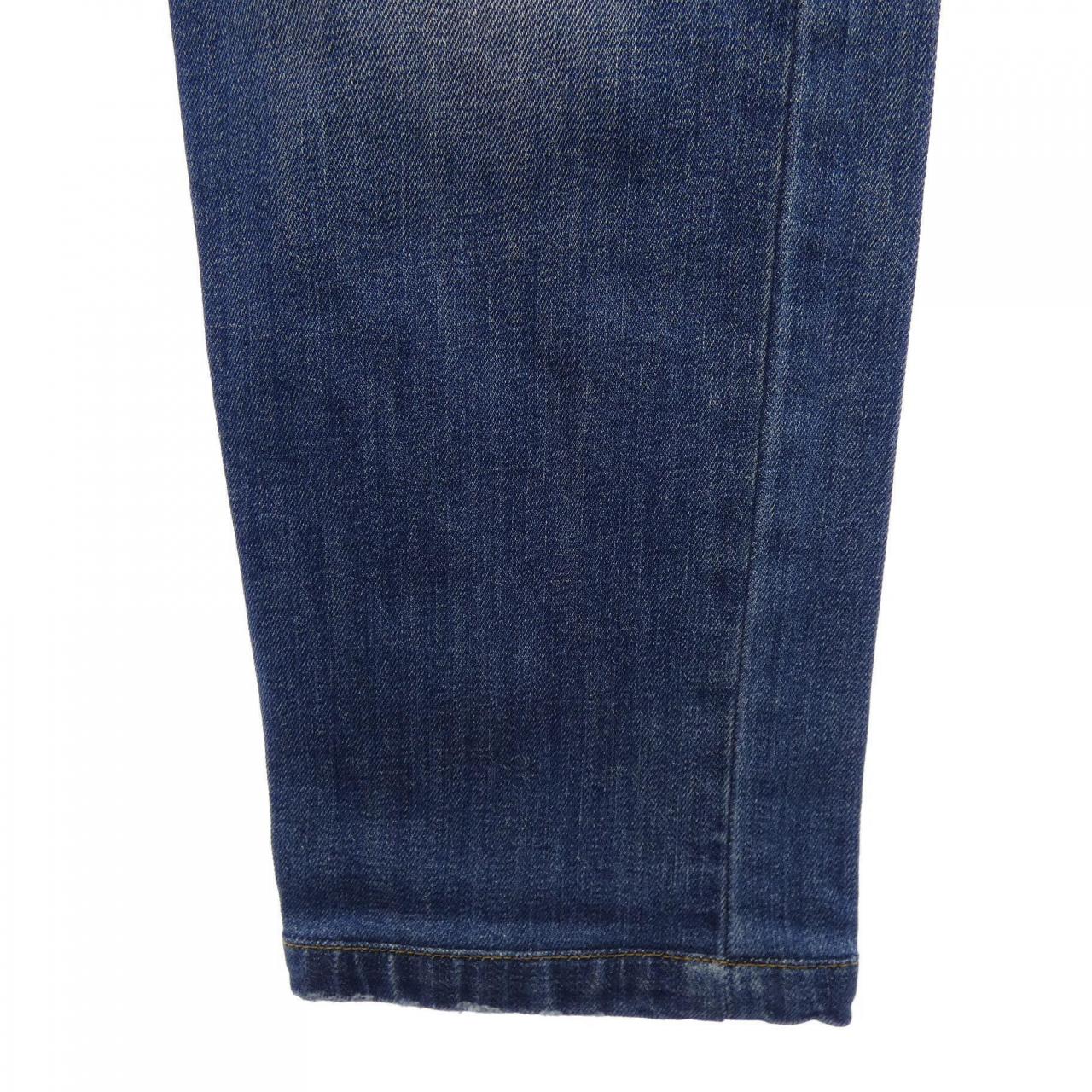 アントレアミ ENTRE AMIS ジーンズ