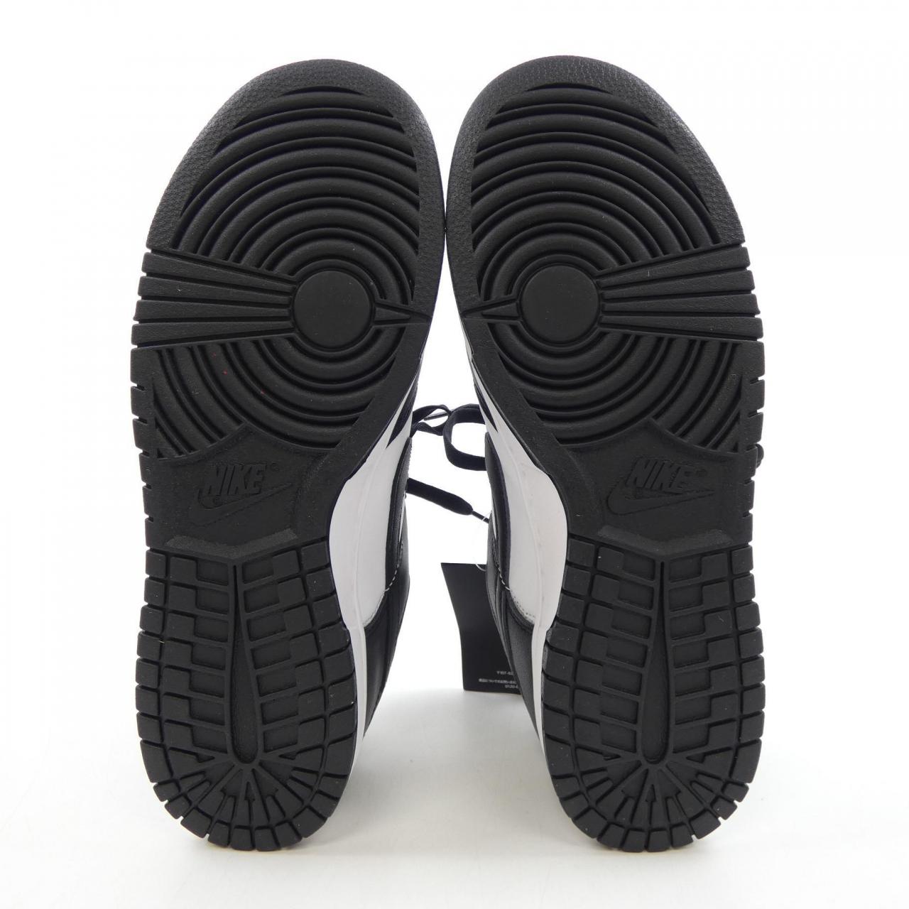ナイキ NIKE スニーカー