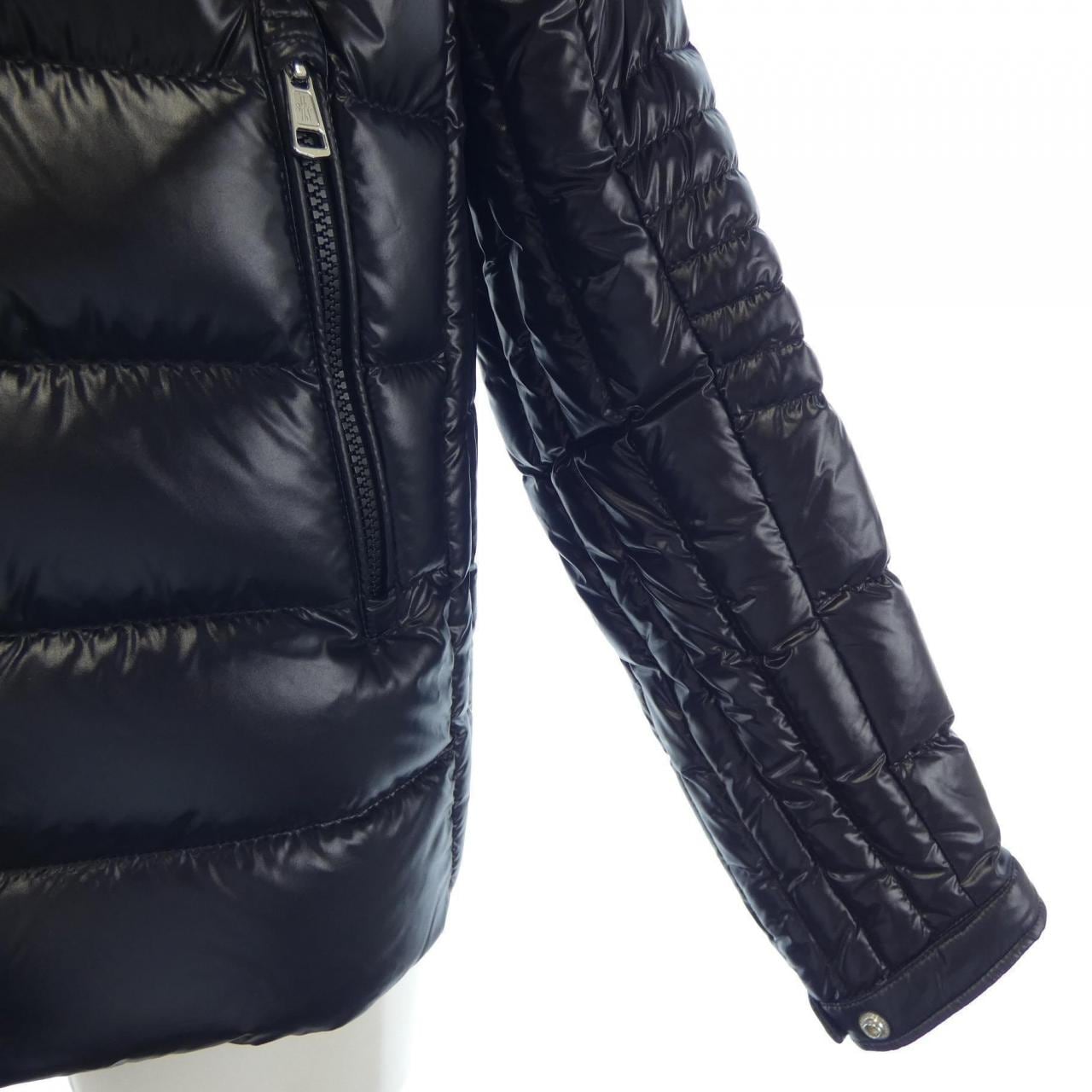 モンクレール MONCLER BERRIAT ダウンジャケット
