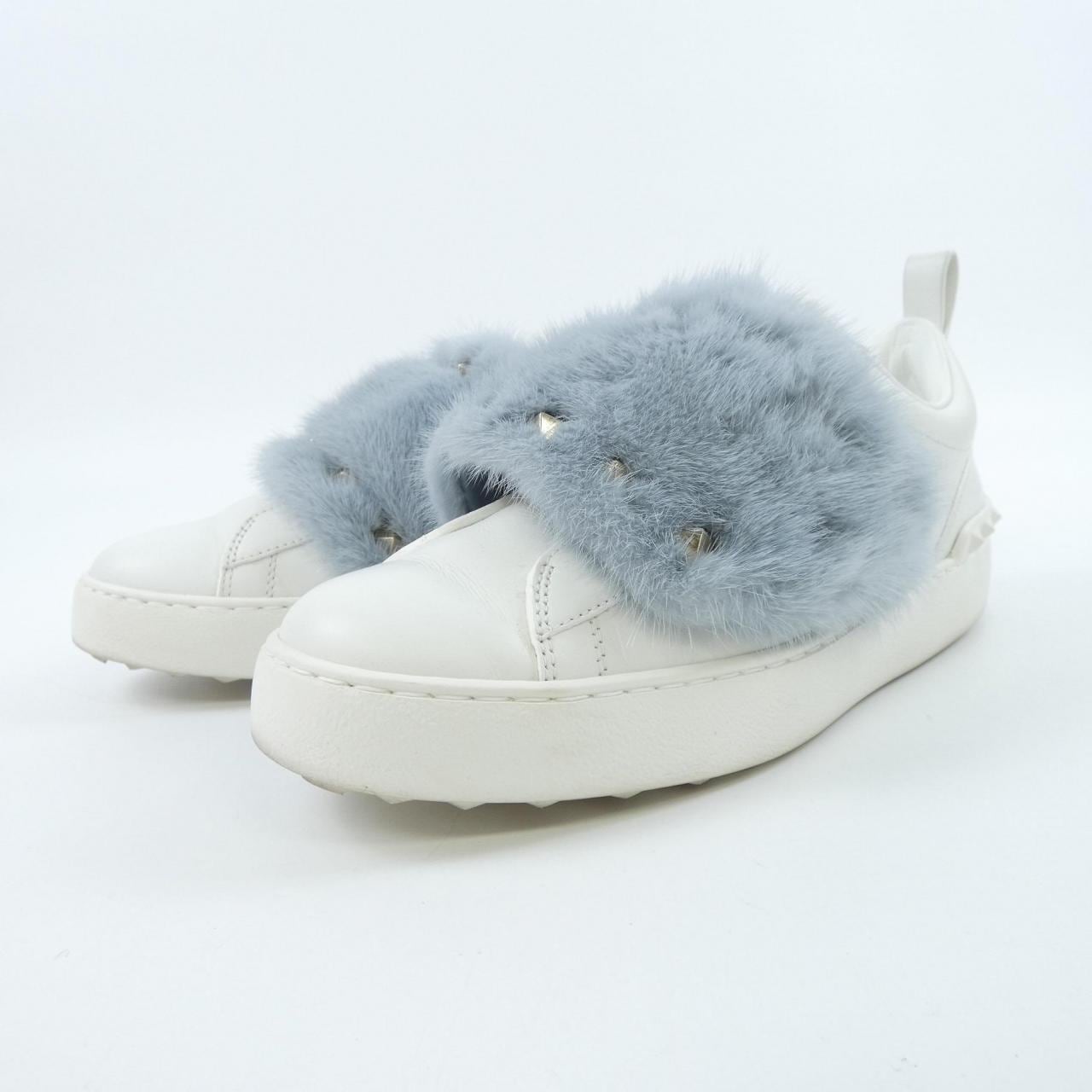 ヴァレンティノガラヴァーニ VALENTINO GARAVANI NW2S0E11 スニーカー