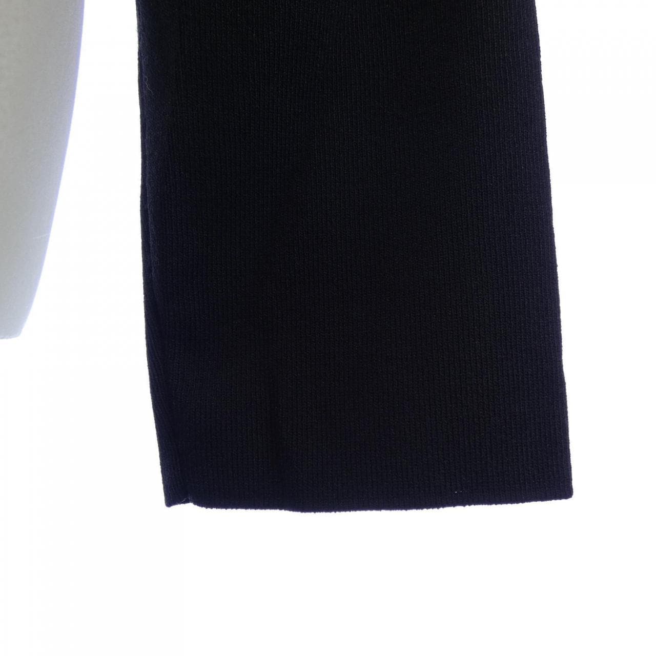 トゥービーシック TO BE CHIC W5F01-312-09 パーカー