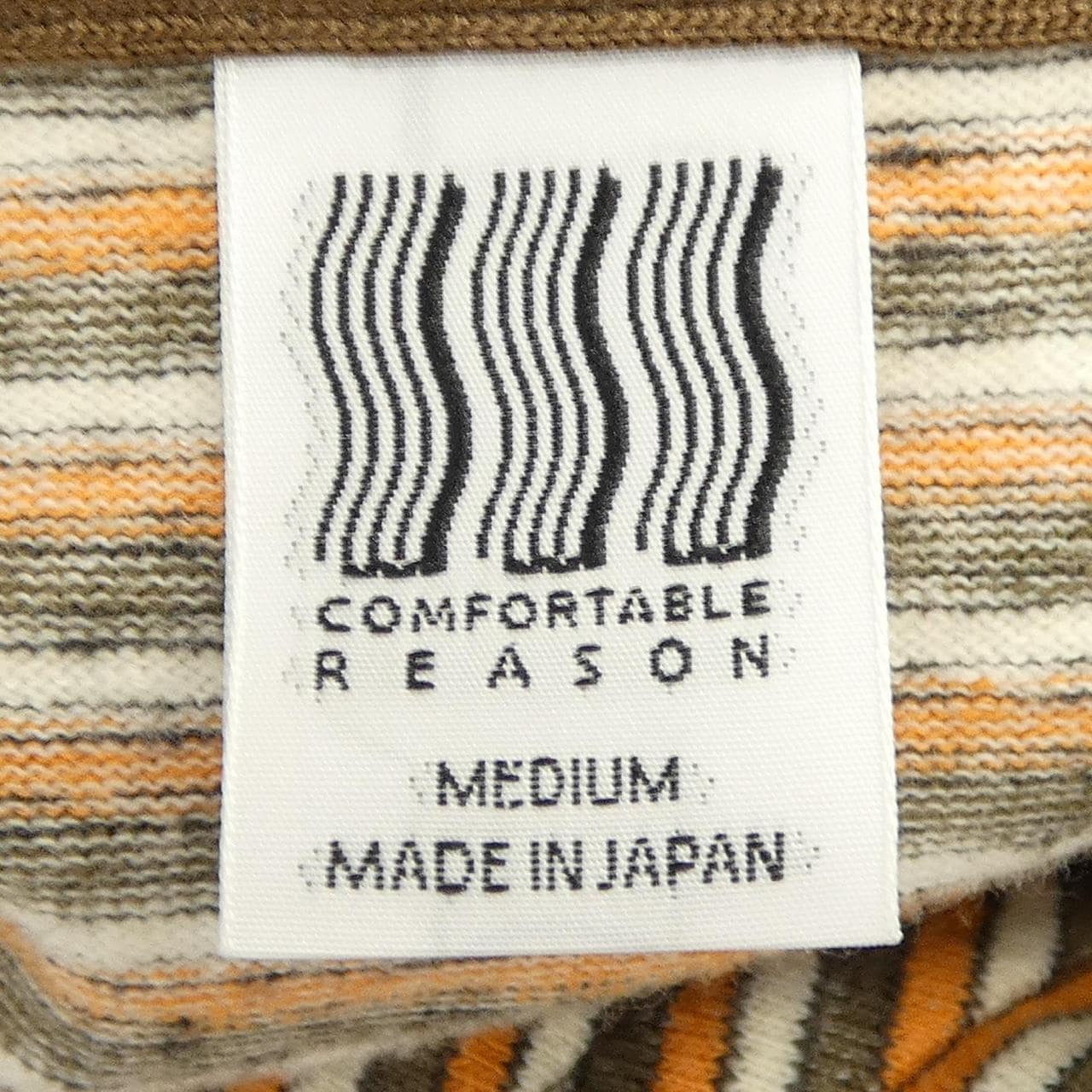 COMFORTABLE REASON トップス