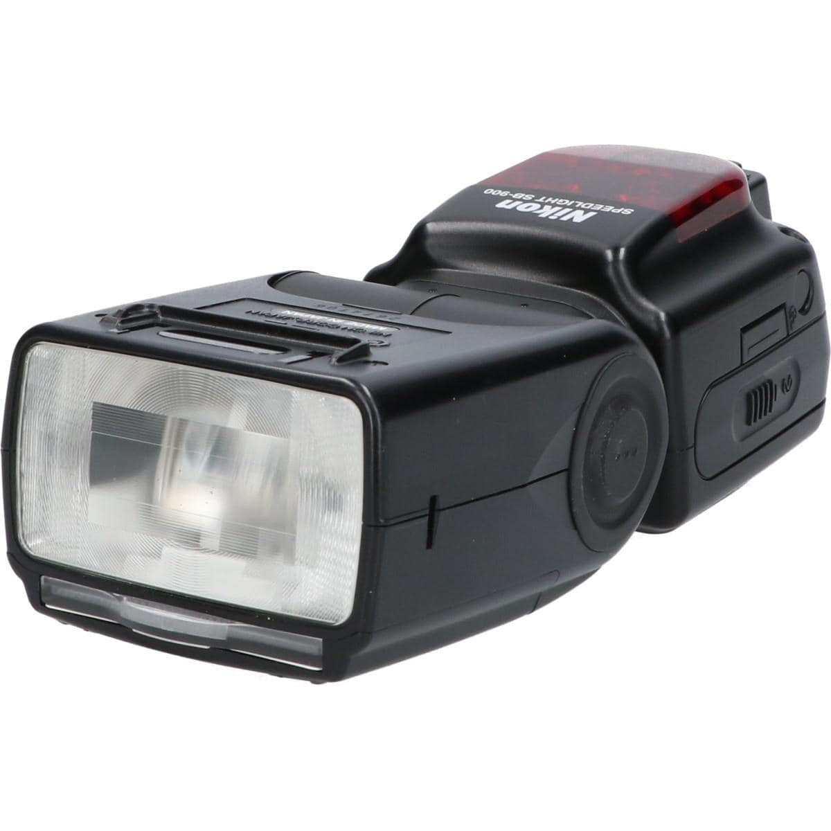 SB-900
