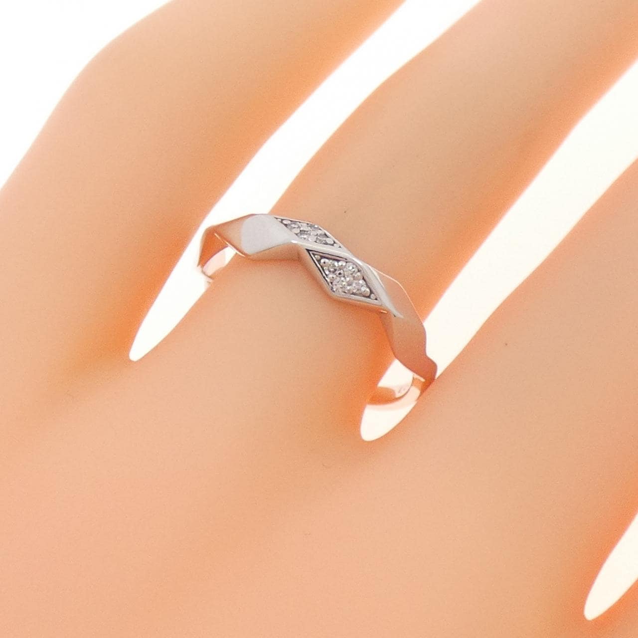K18WG ダイヤモンド リング 0.04CT