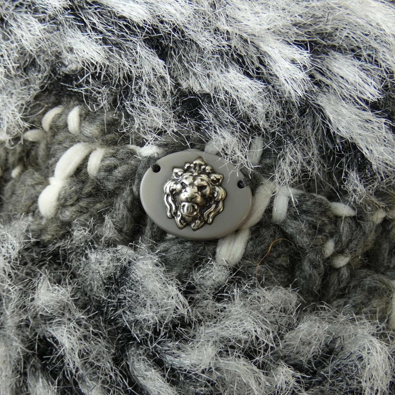 シャネル CHANEL P50077K06373 ニット