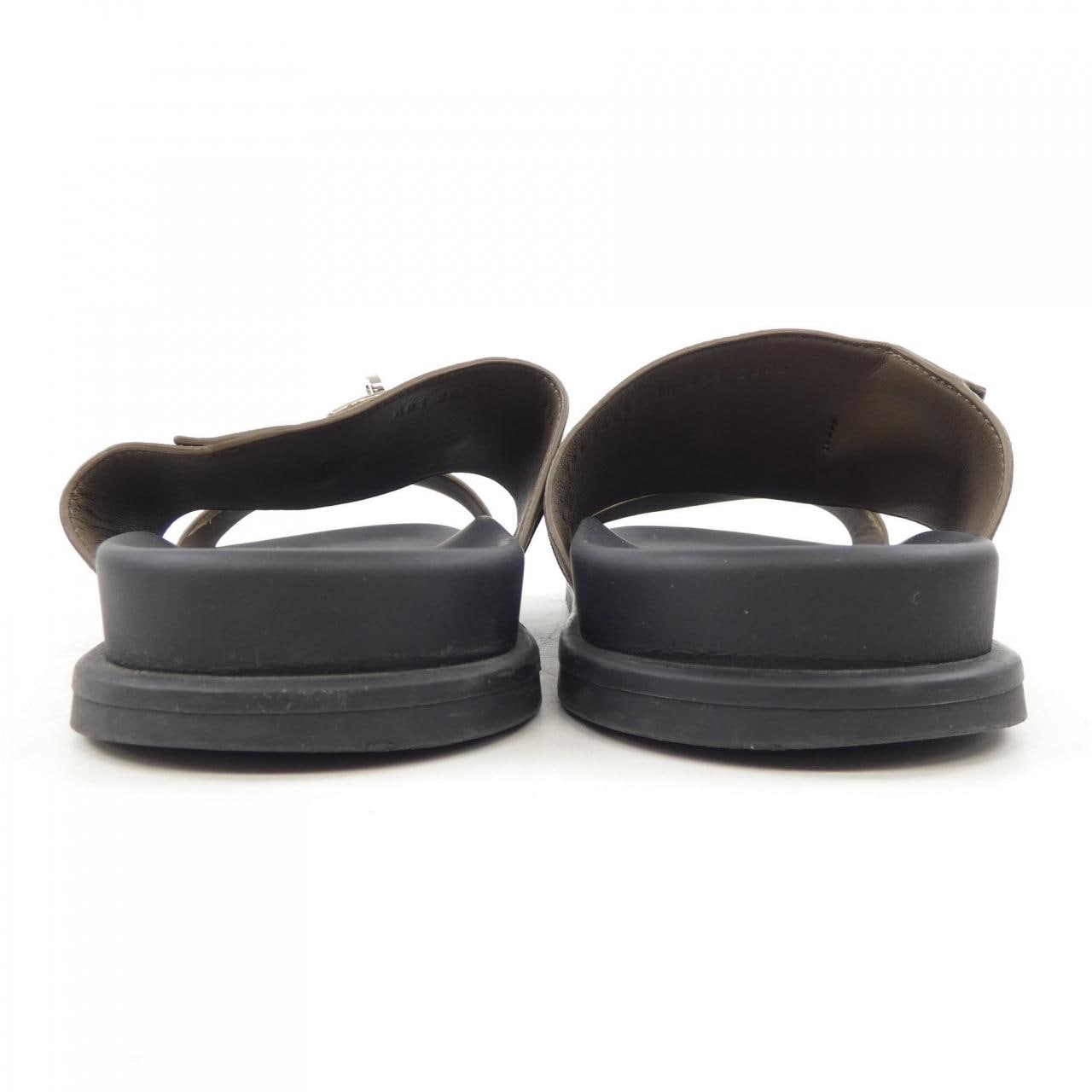 HERMES Jackson Kelly 搭扣涼鞋 242952Z