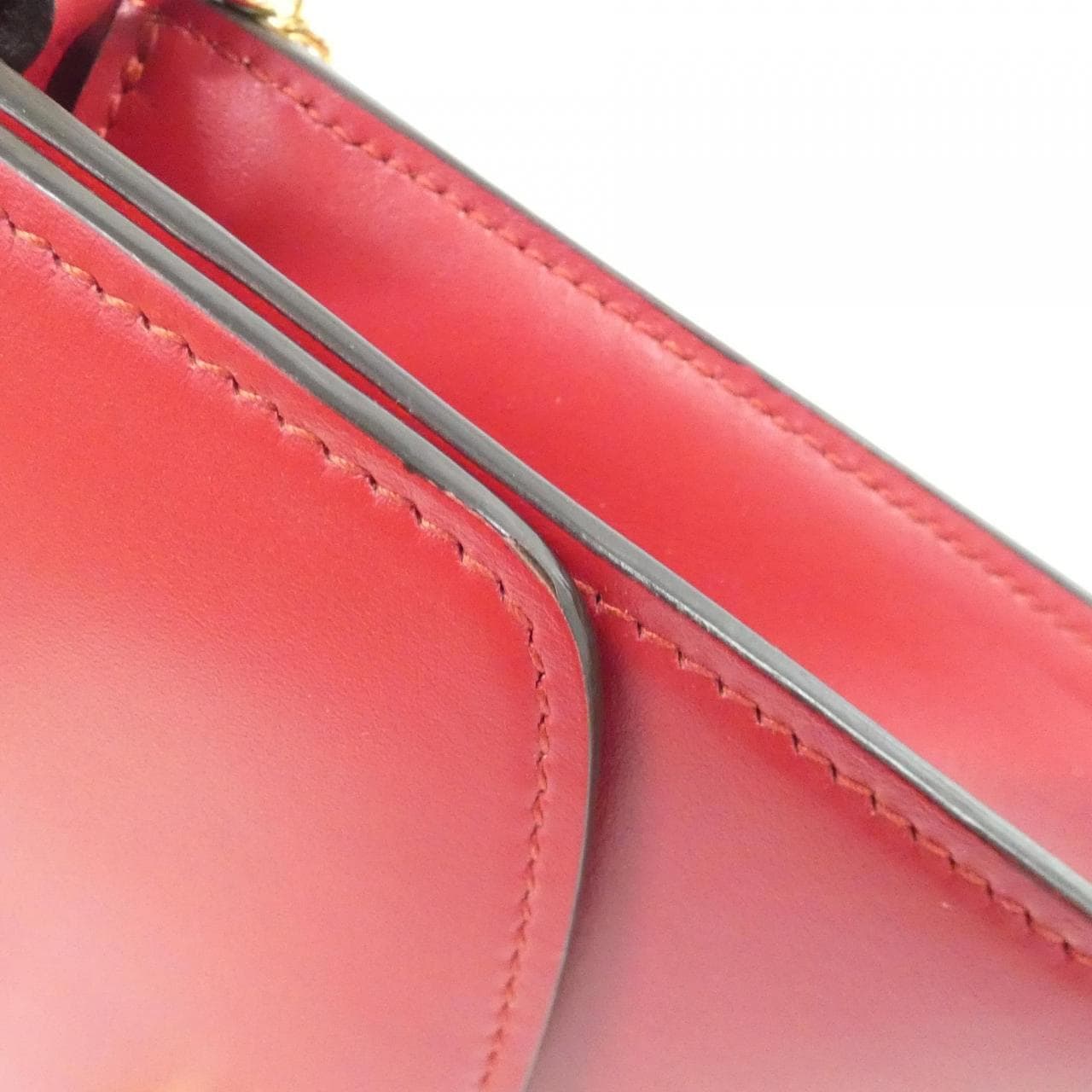 グッチ GUCCI ZUMI 572375 05J0X バッグ