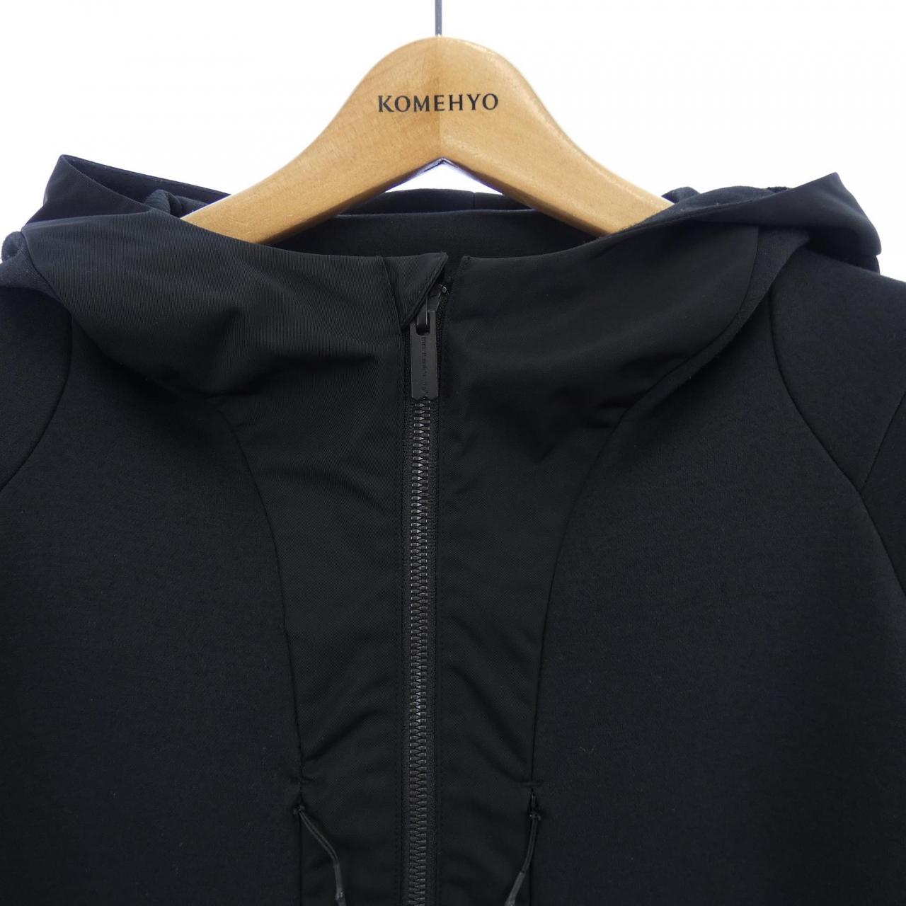 ホワイトマウンテニアリング WHITE MOUNTAINEERING BK2173503 パーカー