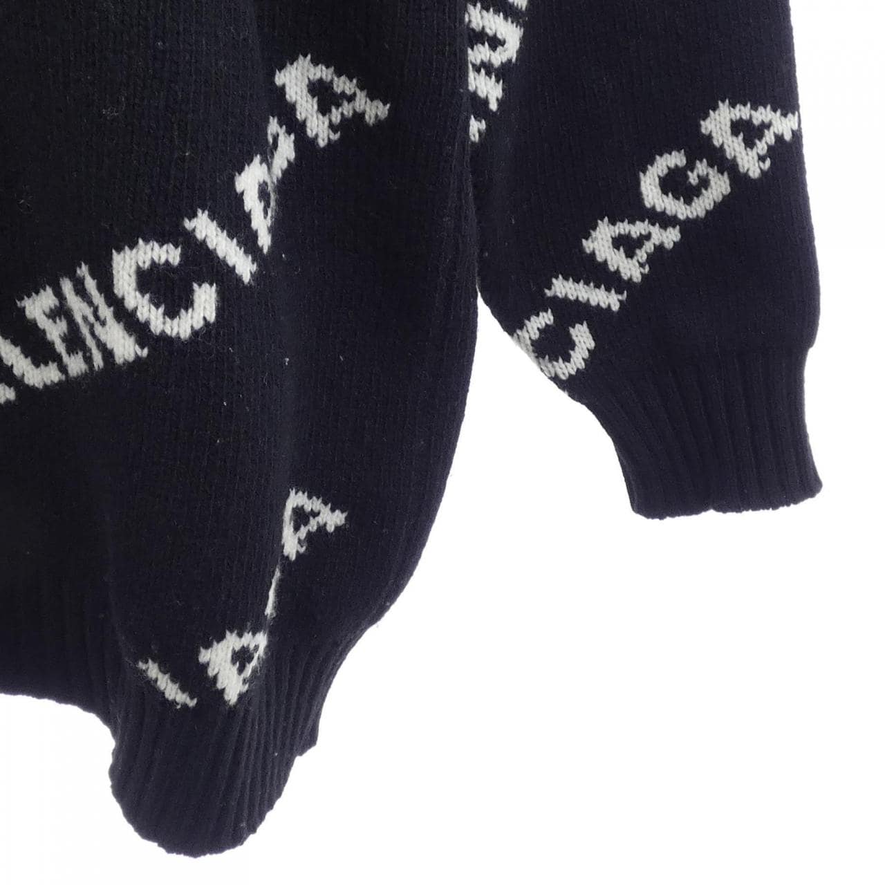 バレンシアガ BALENCIAGA 555273 T1471 ニット