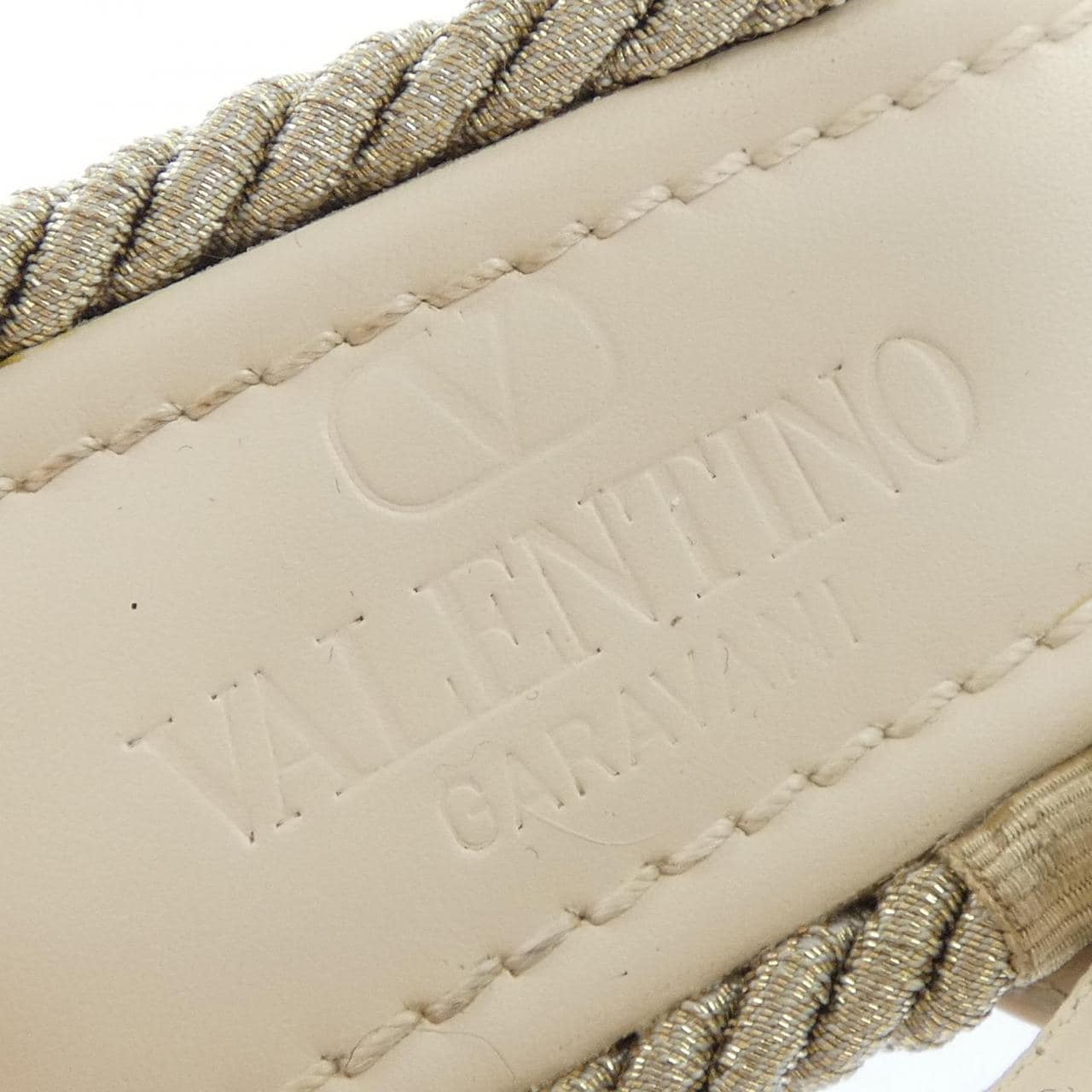 ヴァレンティノガラヴァーニ VALENTINO GARAVANI サンダル