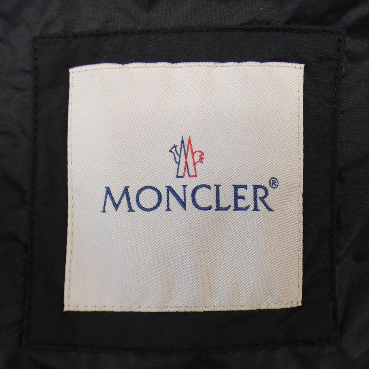 モンクレール MONCLER ブルゾン