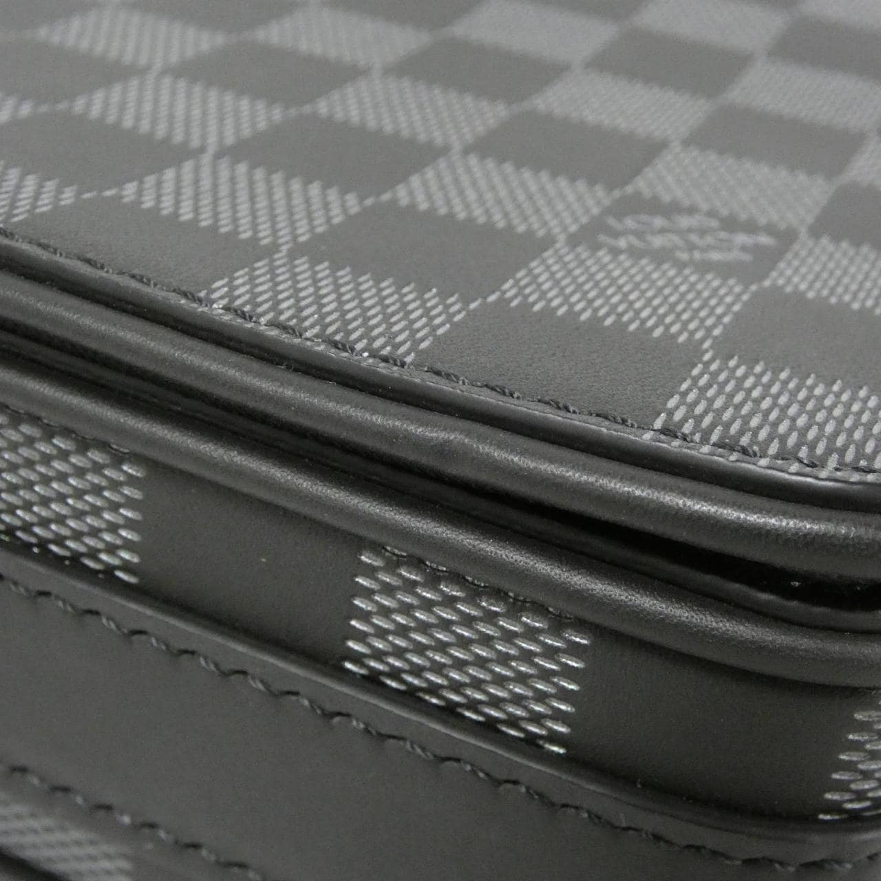 ルイヴィトン ダミエ アンフィニ ステュディオ メッセンジャー N50007 ショルダーバッグ