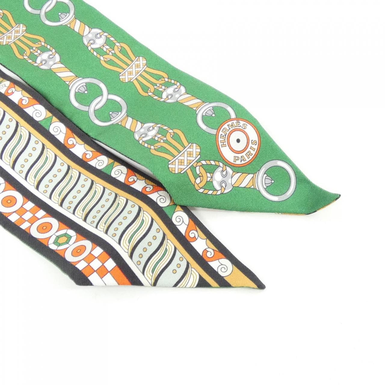 【未使用品】エルメス HARNAIS EN ROSACE ツイリー 063853S スカーフ