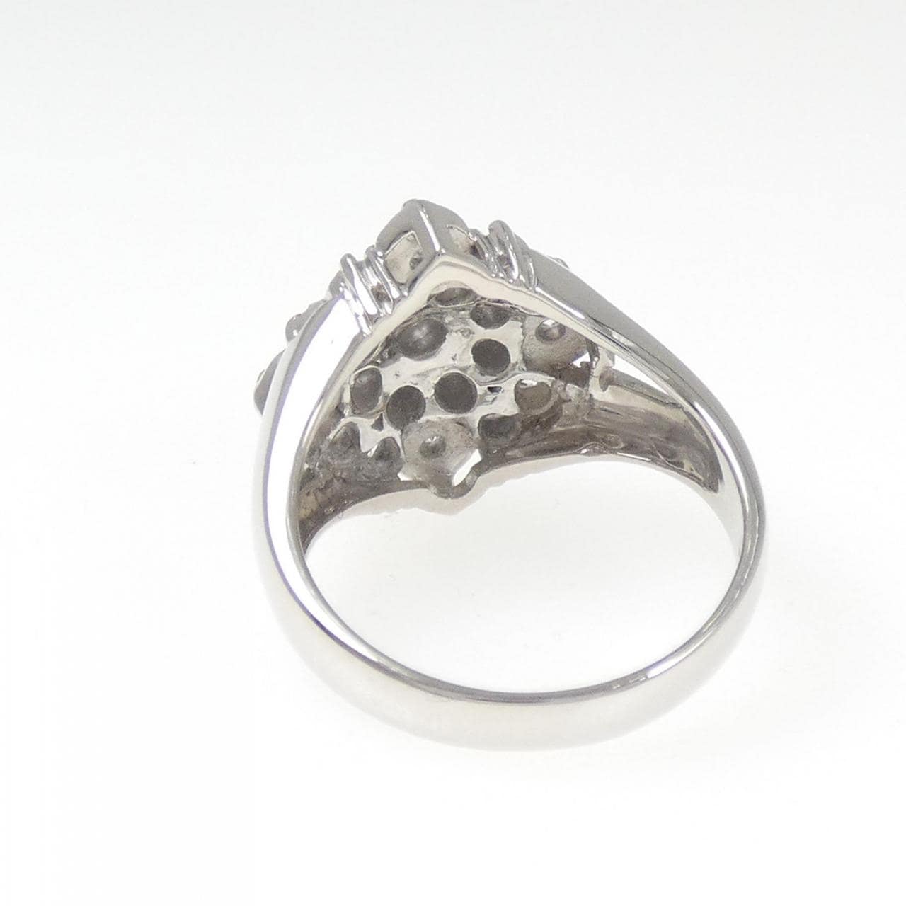 PT900 ダイヤモンド リング 1.00CT