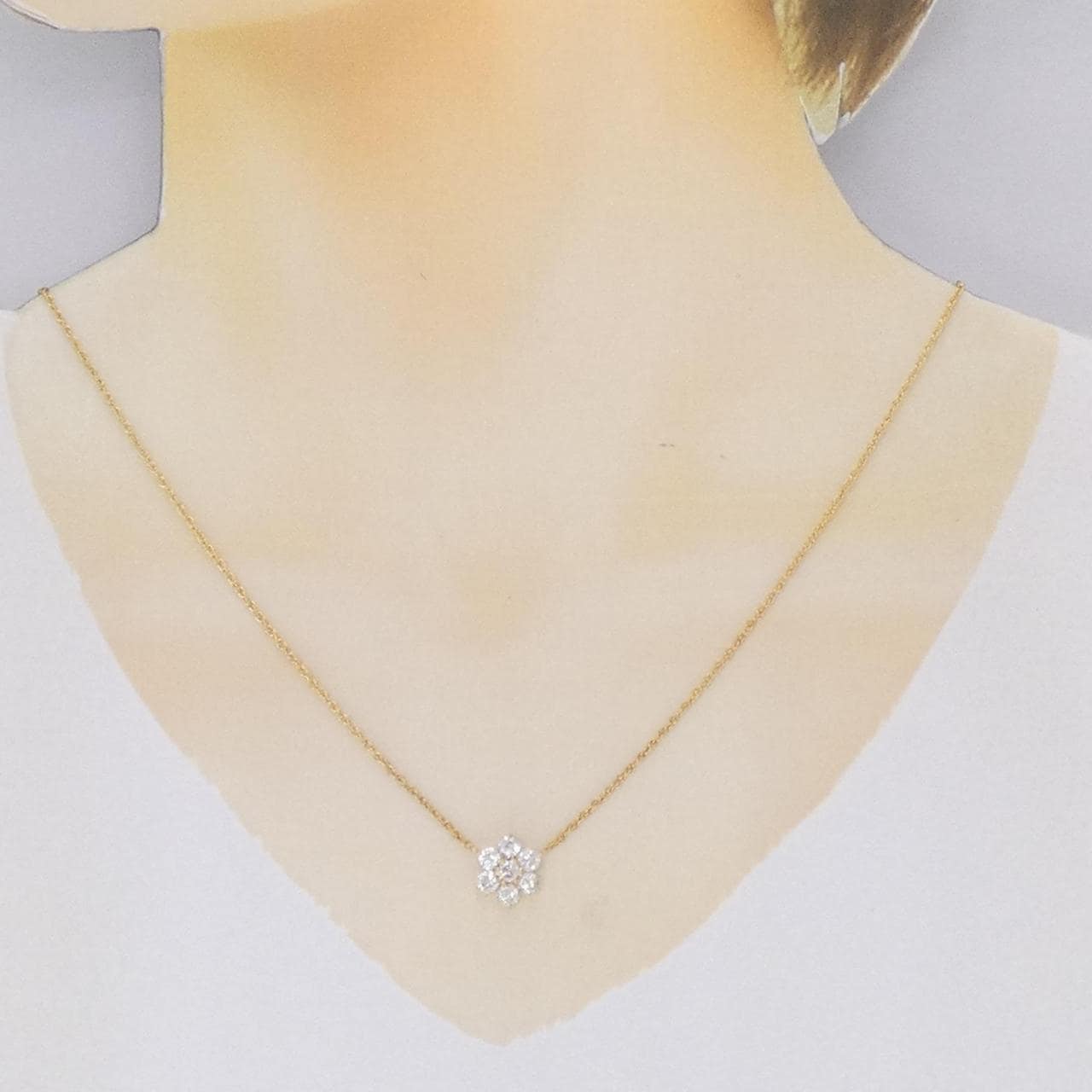 K18YG Flower Diamond Necklace 1.01CT