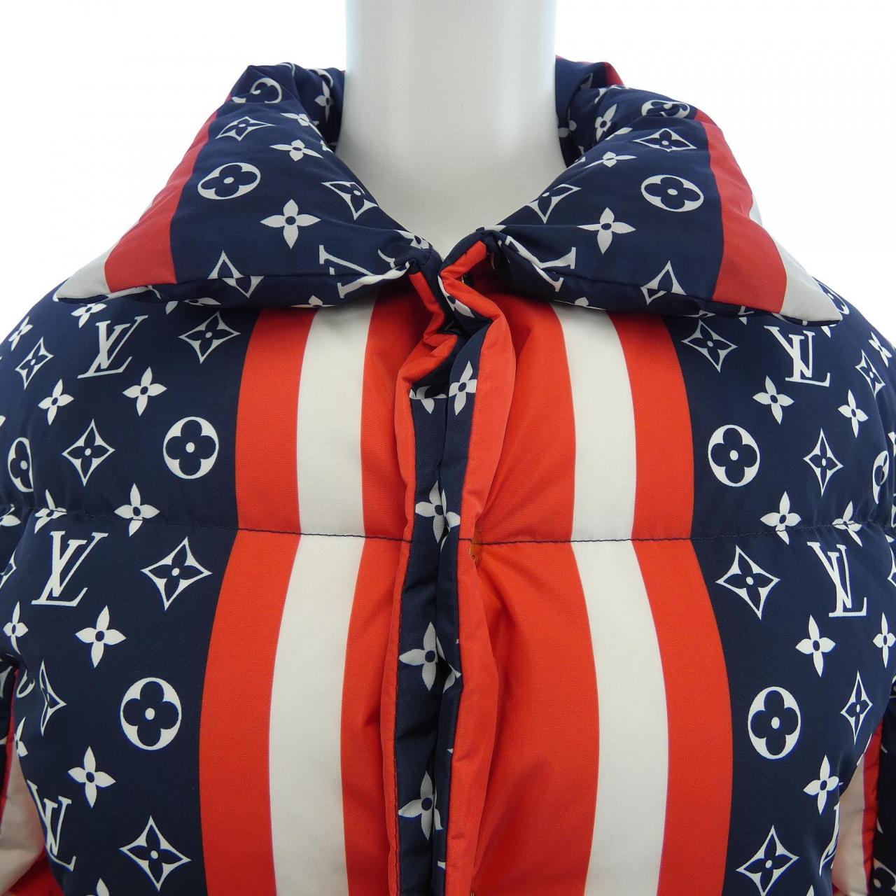 ルイヴィトン LOUIS VUITTON FQOW16CYA ダウンジャケット