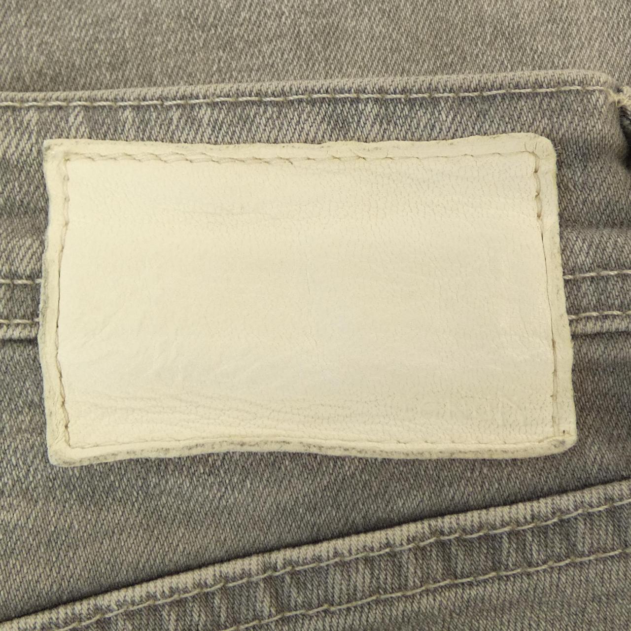 ヤヌーク YANUK パンツ