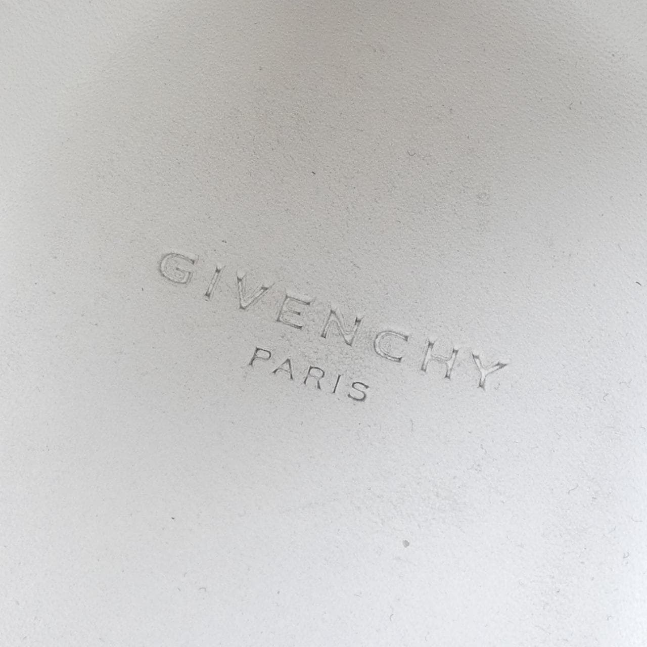 ジバンシー GIVENCHY BM08093876 スニーカー